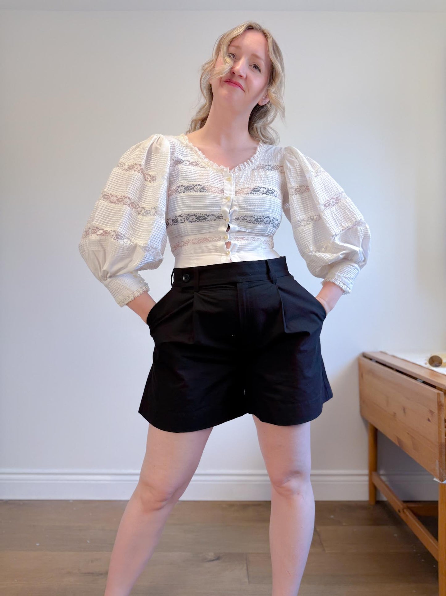 Vintage 1950s Lou Larry Lace Puff Sleeve Blouse (Size S/M)