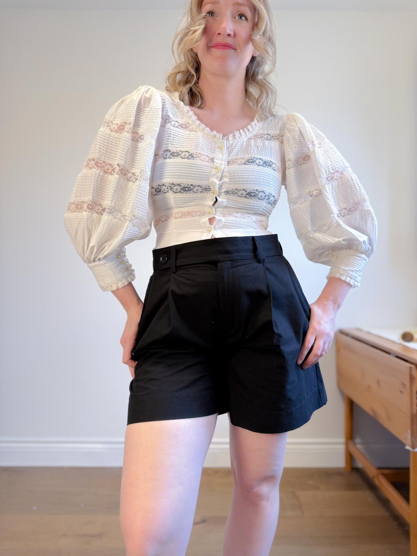 Vintage 1950s Lou Larry Lace Puff Sleeve Blouse (Size S/M)