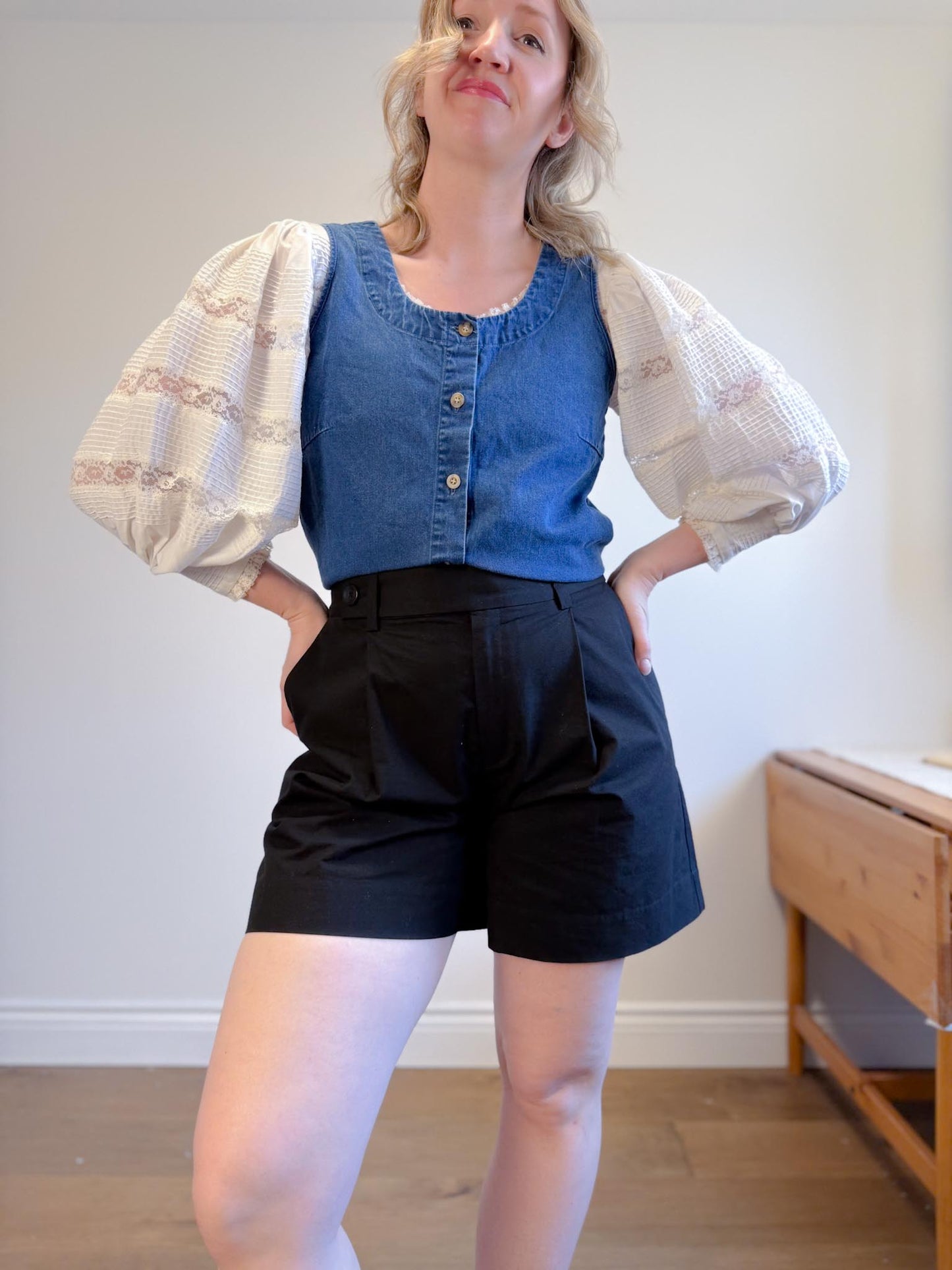 Vintage 1950s Lou Larry Lace Puff Sleeve Blouse (Size S/M)