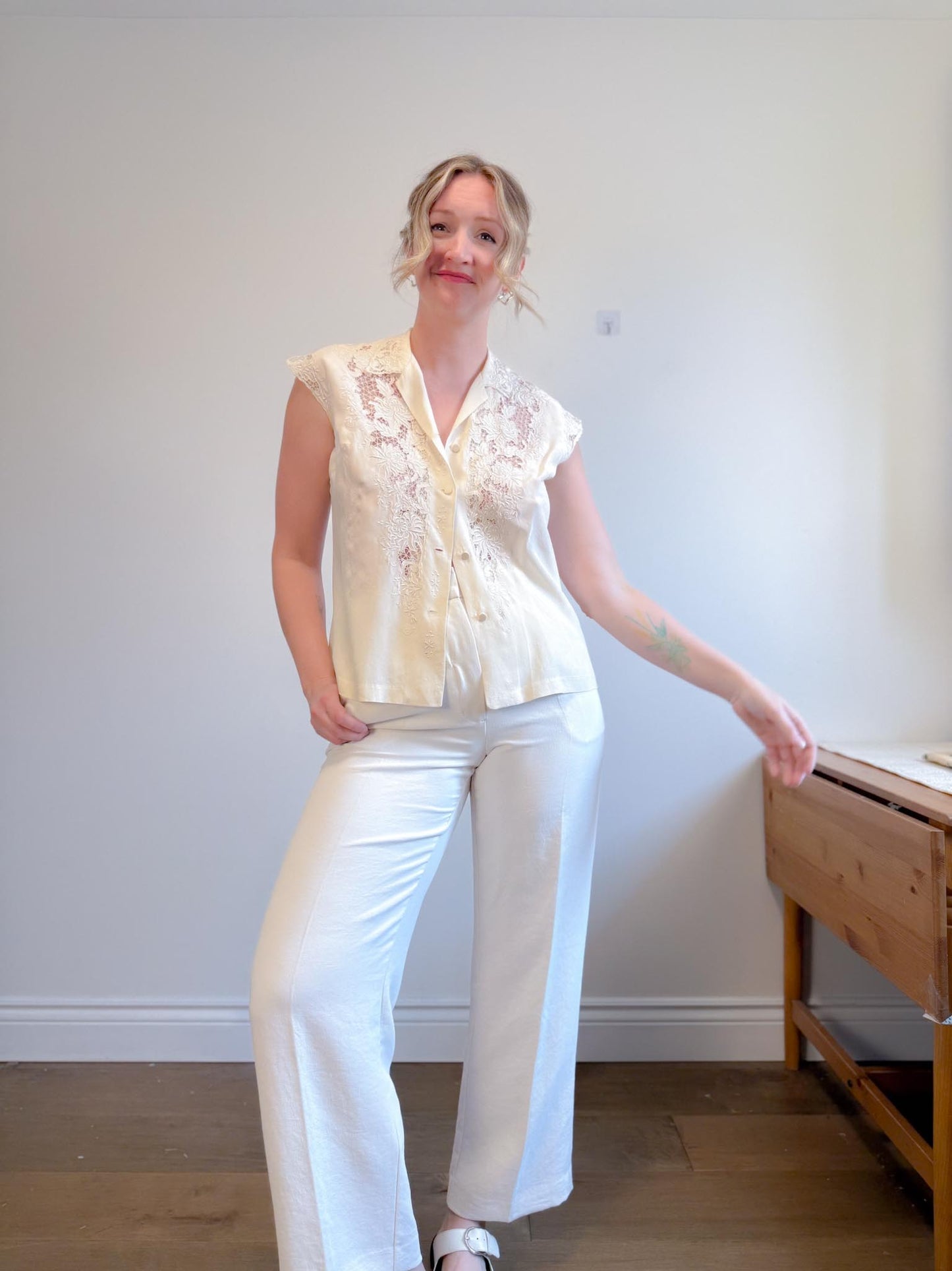 Vintage 70s Silk Lace Blouse (Size M/L)