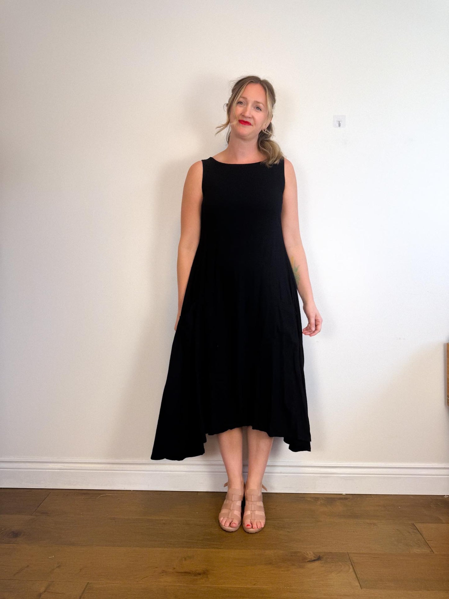Kaliyana Canadian Slow Fashion Linen Midi Dress in Black (Size S-L)
