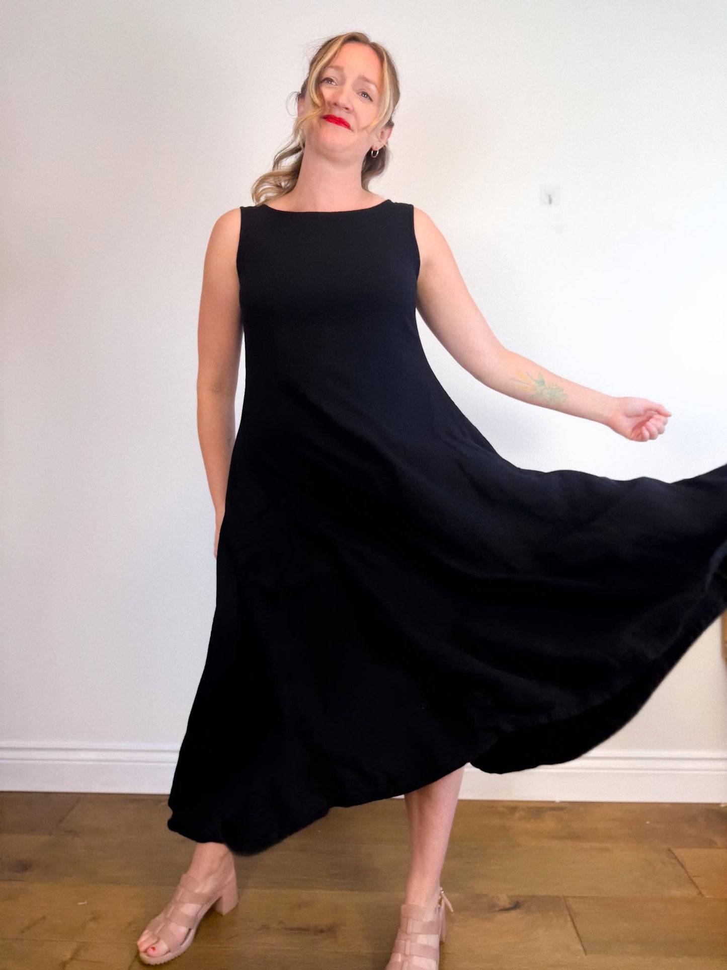 Kaliyana Canadian Slow Fashion Linen Midi Dress in Black (Size S-L)