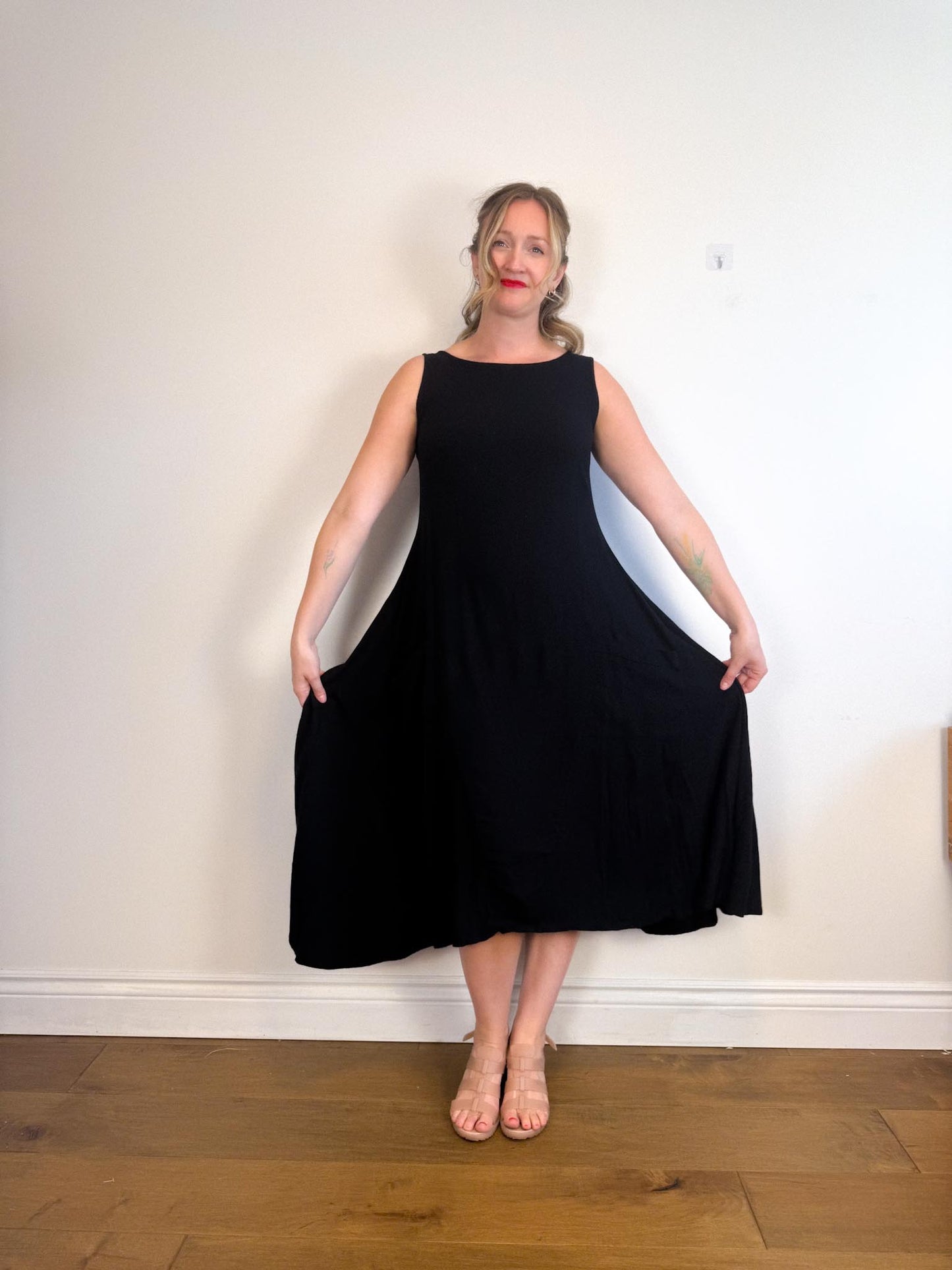 Kaliyana Canadian Slow Fashion Linen Midi Dress in Black (Size S-L)