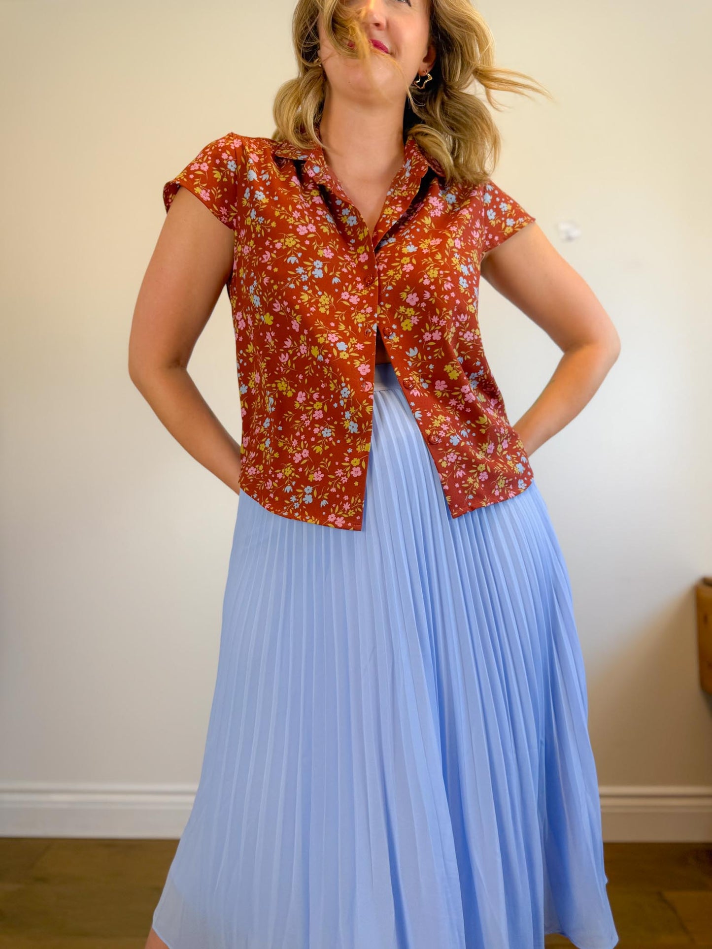 Princess Highway Floral Short Sleeve Blouse (Size M/L)