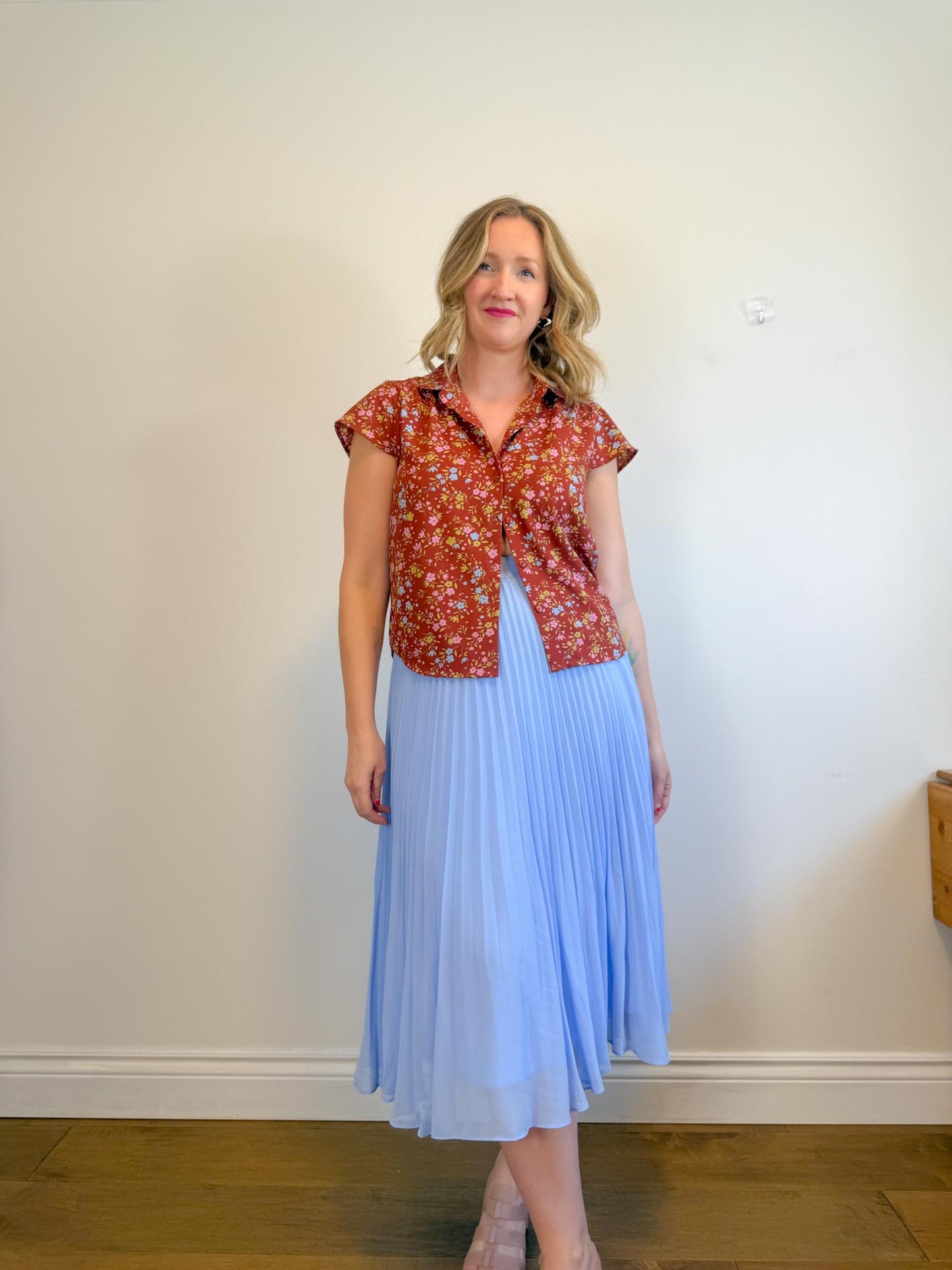 Princess Highway Floral Short Sleeve Blouse (Size M/L)