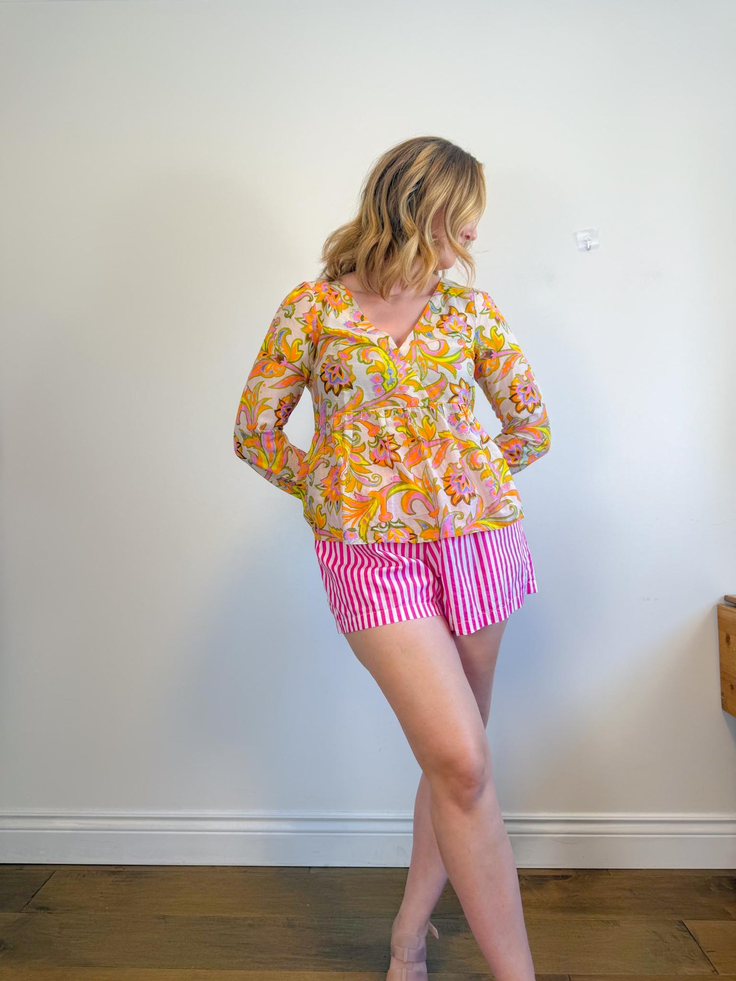 J.Crew Lightweight Silk Blend Blouse in Pastel Floral (Size M)