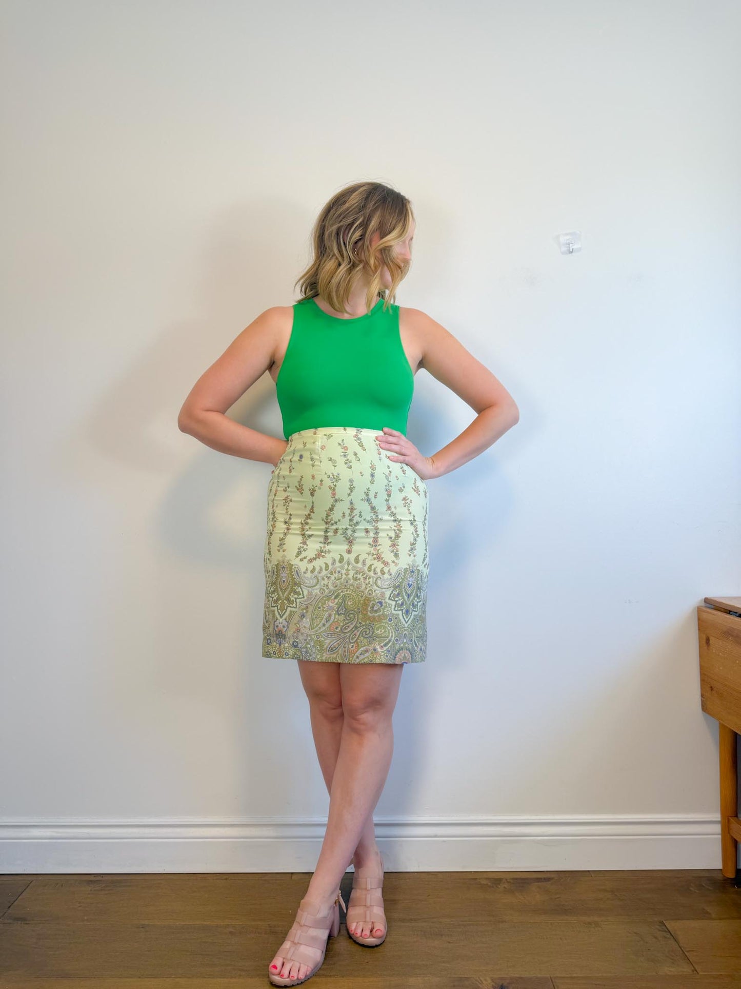 Babaton Contour Crew Bodysuit in Kelly Green (Size M)