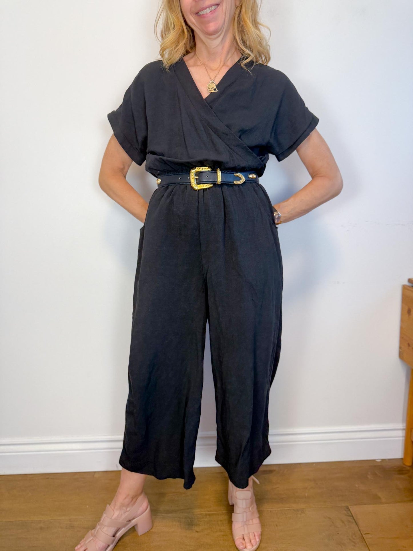 Melow Slow Fashion "Elka Jumpsuit in Black" (Size XS/S)