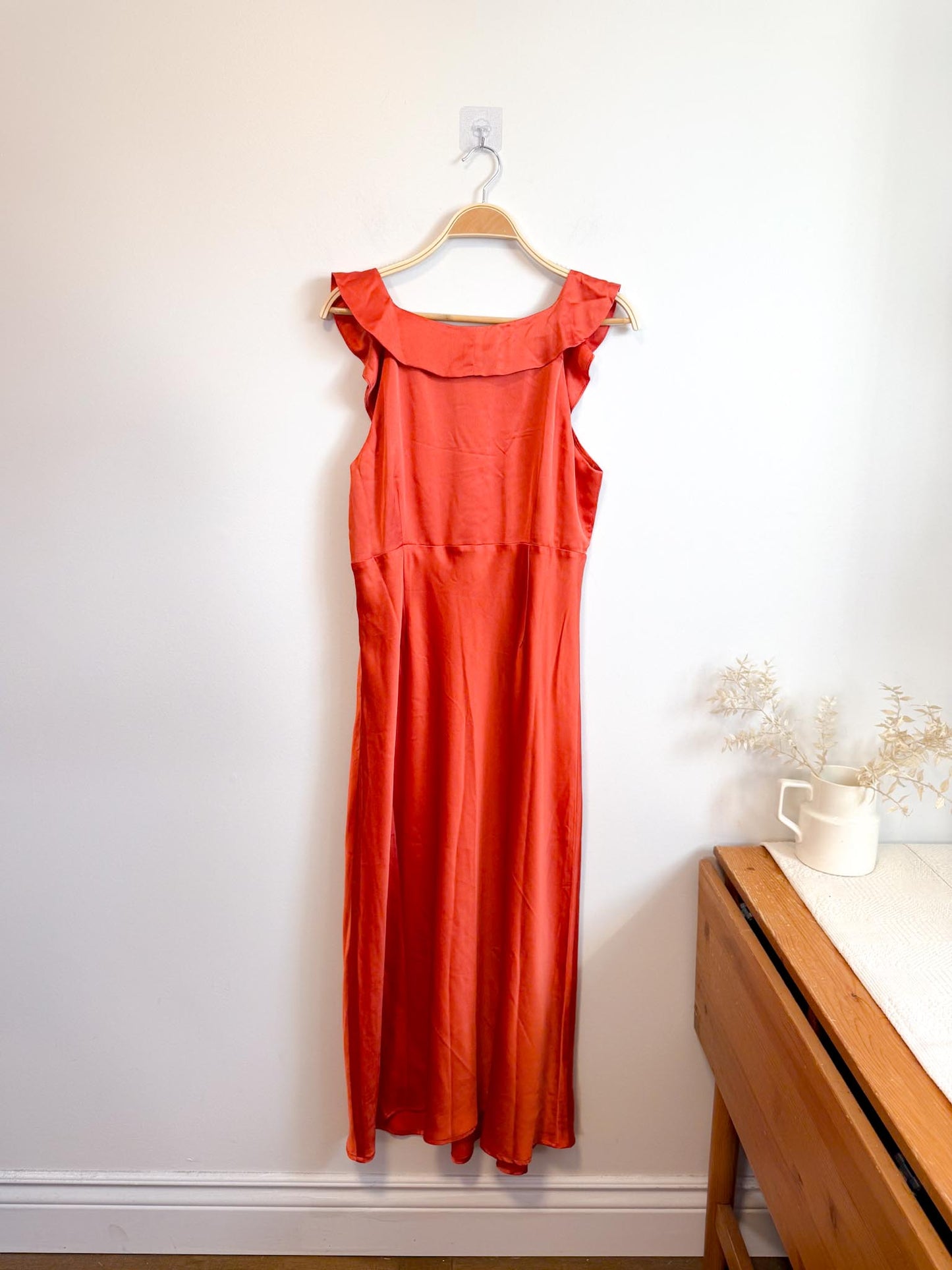 Lost + Wonder Ruffled Satin Midi Dress in Orange (Size L)