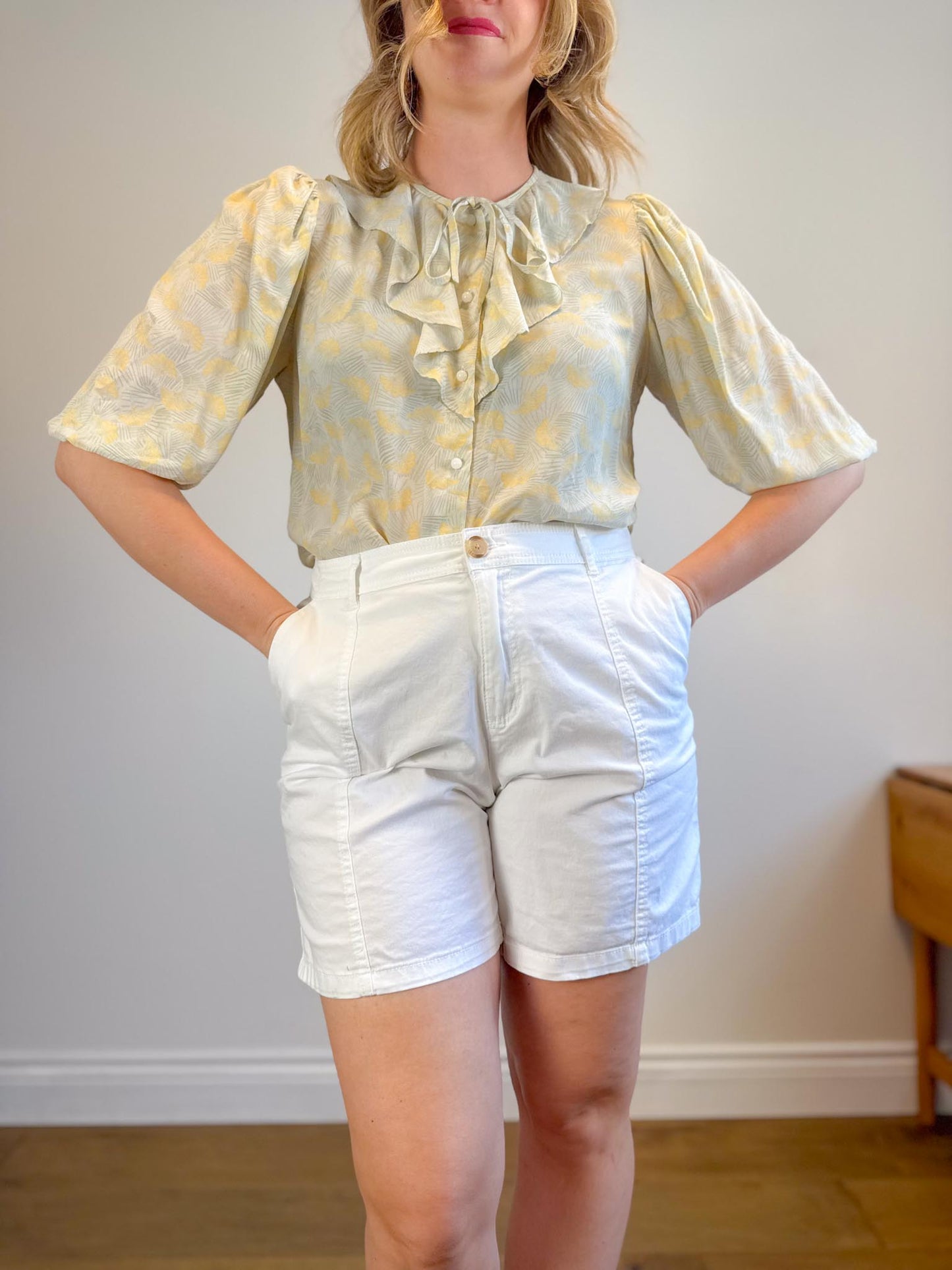 Wilfred Silk Ruffle Collar Blouse in Pastel Green/Yellow (Size M)