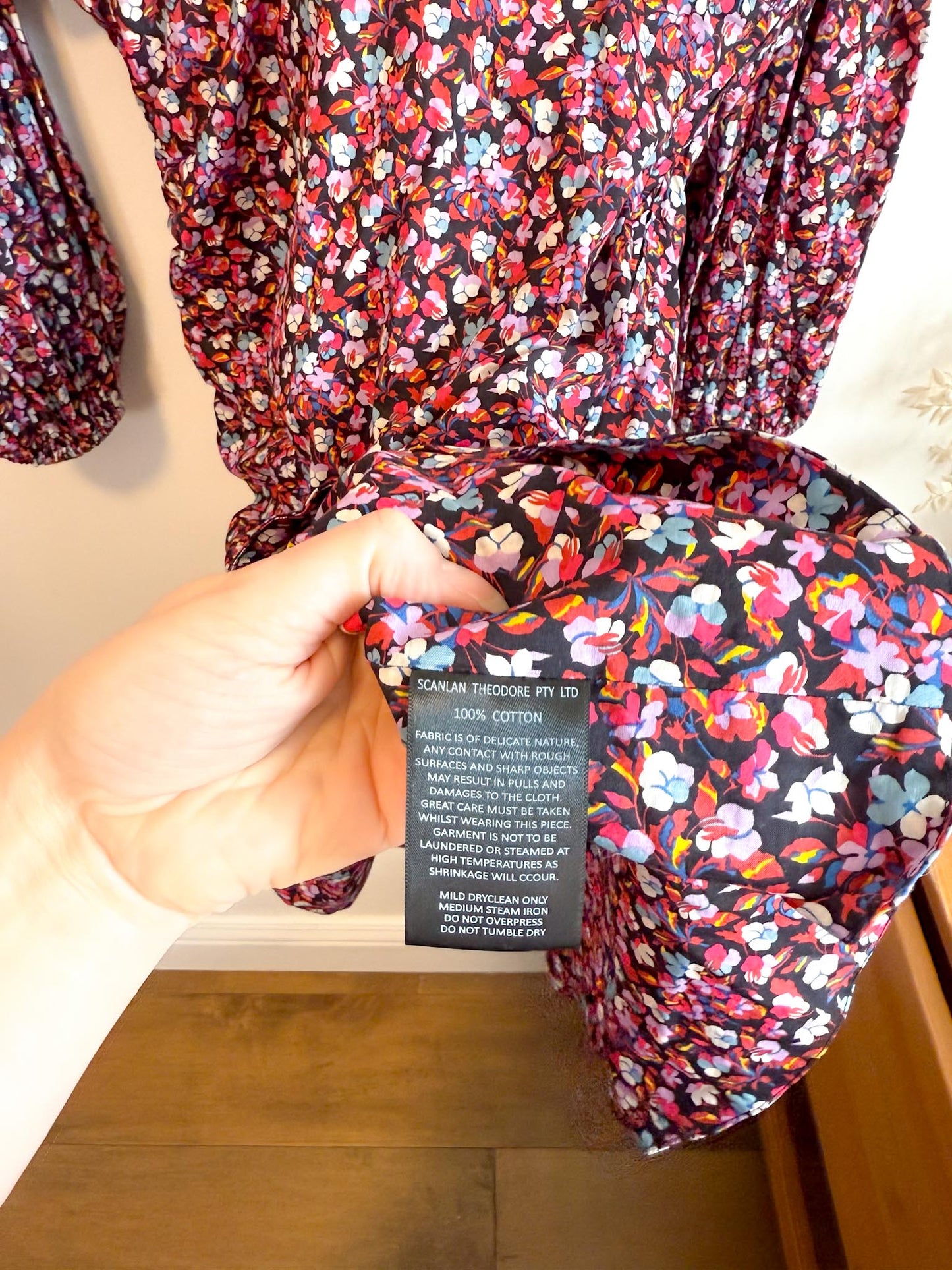 Scanlan Theodore Ruched Mini Dress in Floral (Size S)