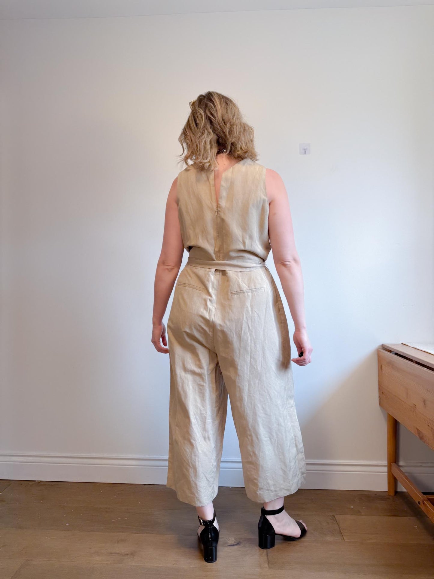Banana Republic Wide Leg Linen Jumpsuit in Beige (Size 16)