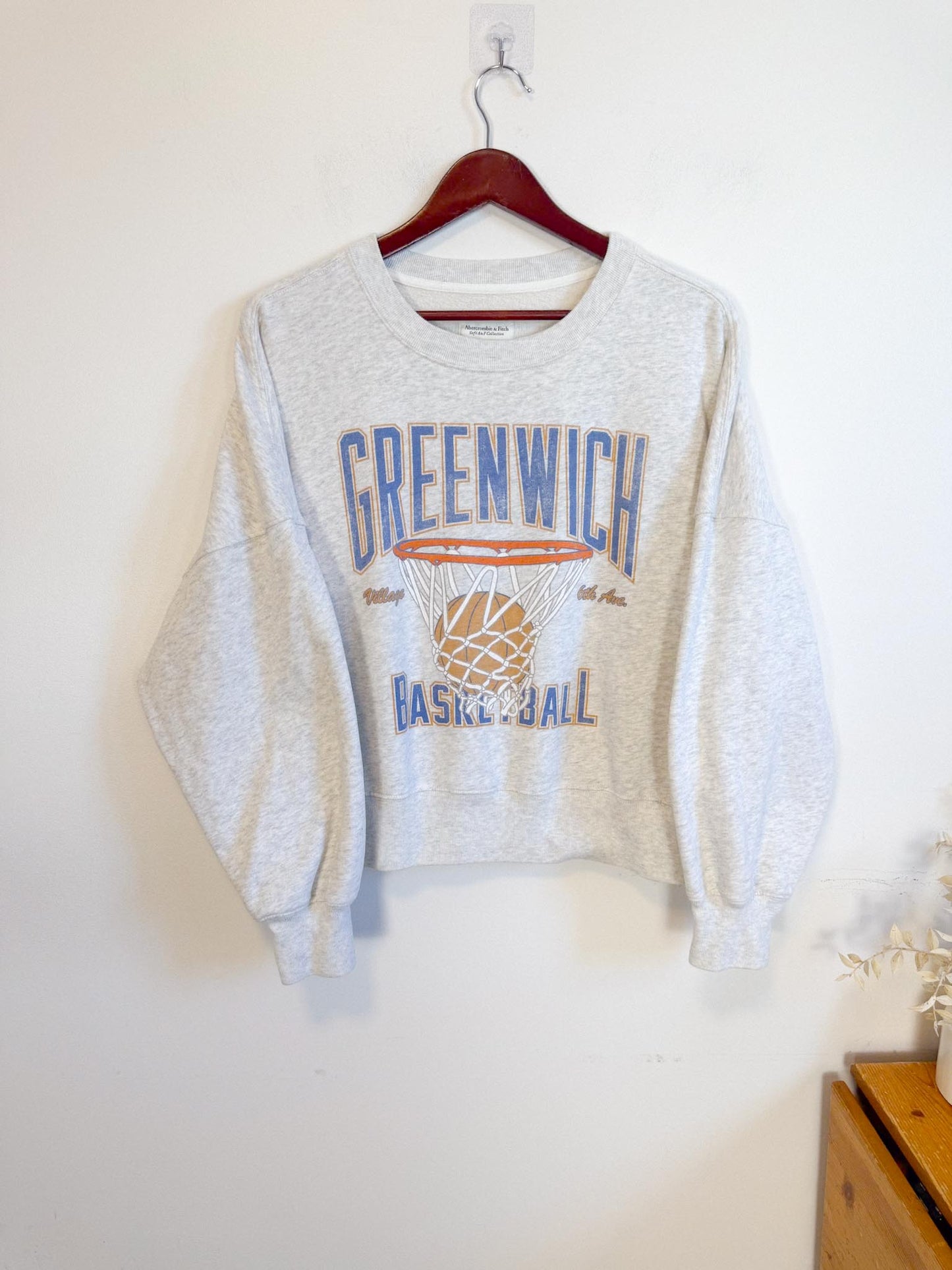 Abercrombie "Greenwich Basketball Crewneck in Grey" (Size L)