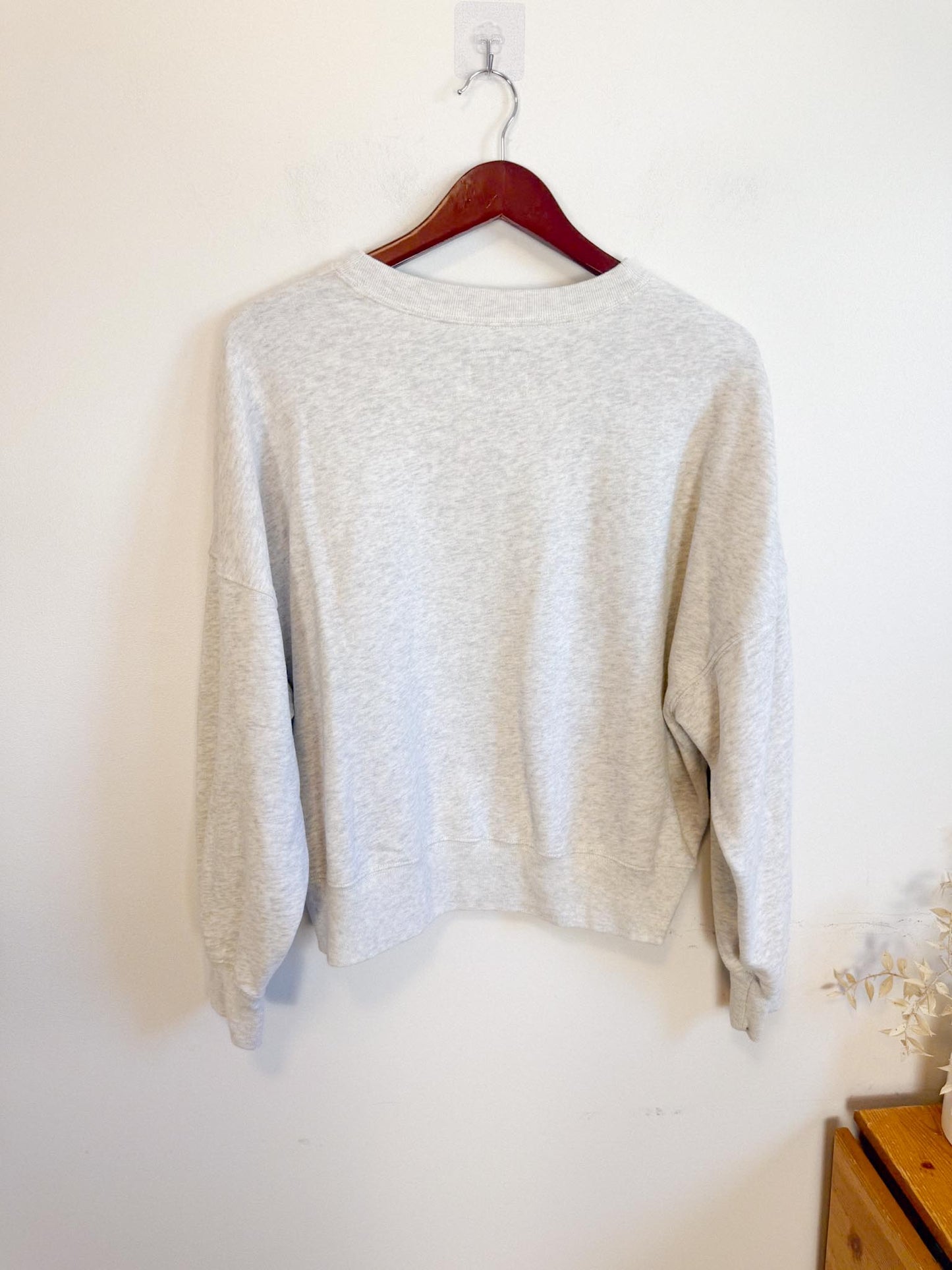 Abercrombie "Greenwich Basketball Crewneck in Grey" (Size L)