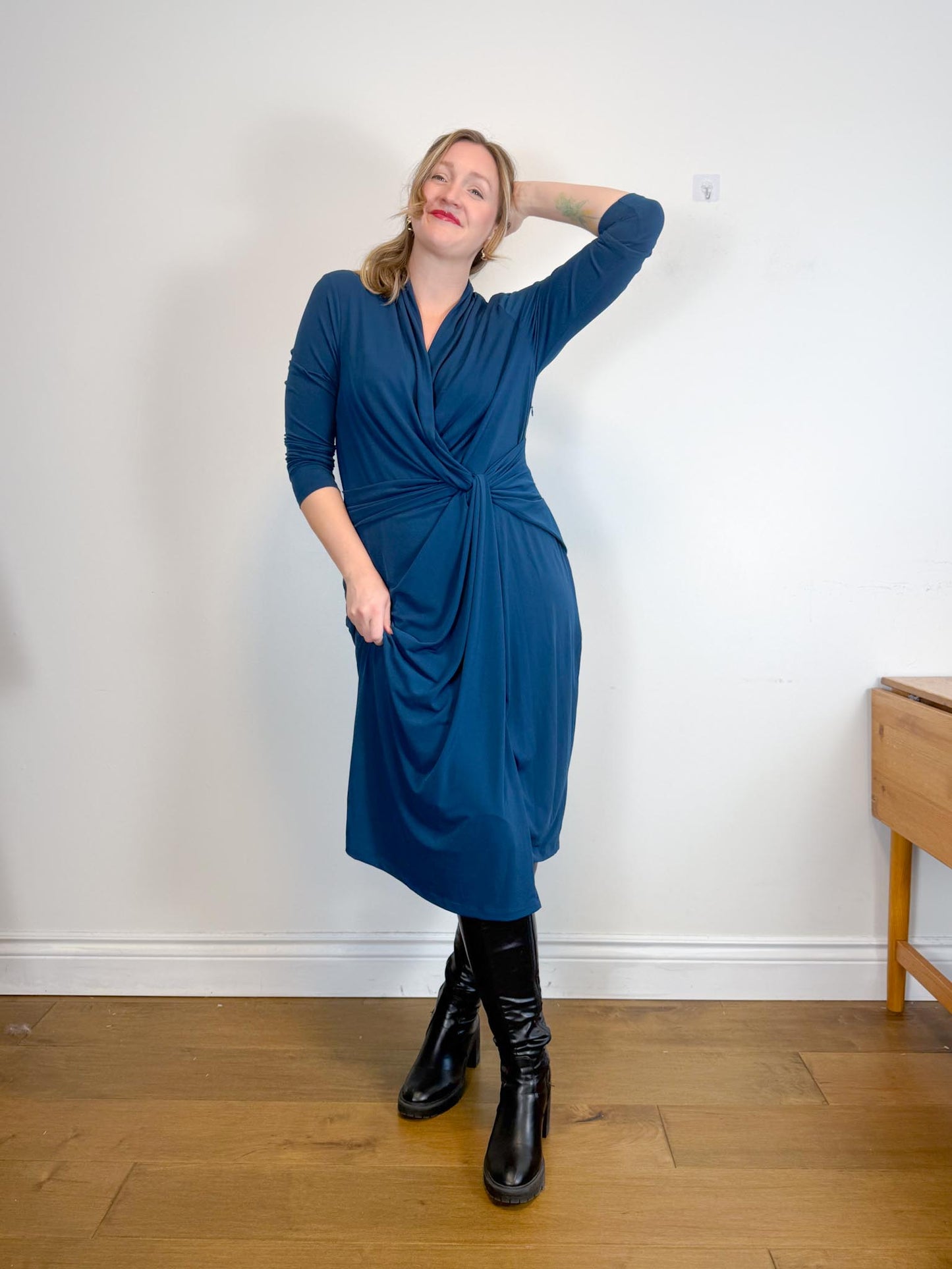 THE FOLD London Designer Long Sleeve Wrap Dress in Teal (Size XL)
