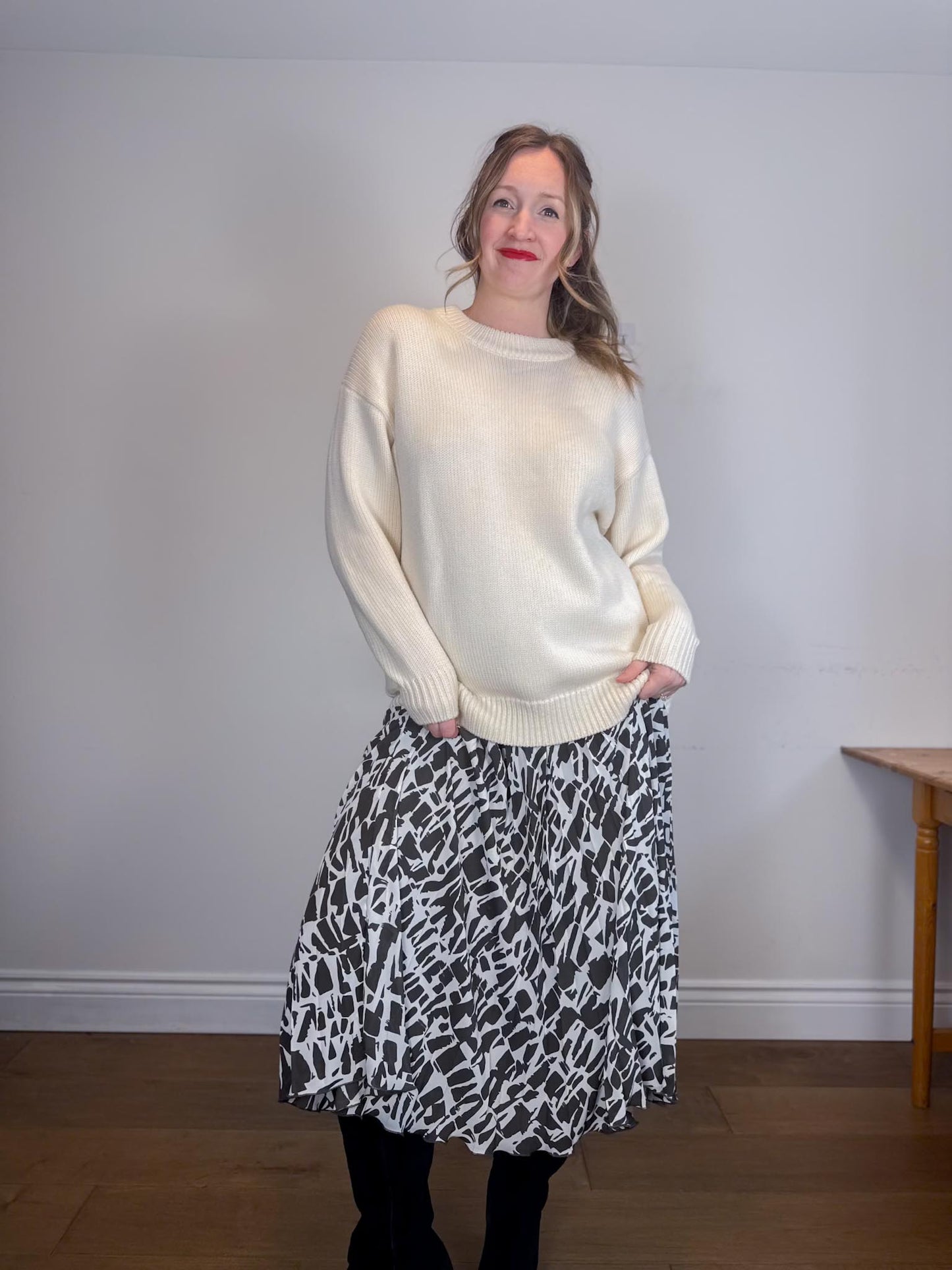 Anthropologie "Maeve Hildi Pleated Midi Skirt in Black/White Print" (Size S/M)