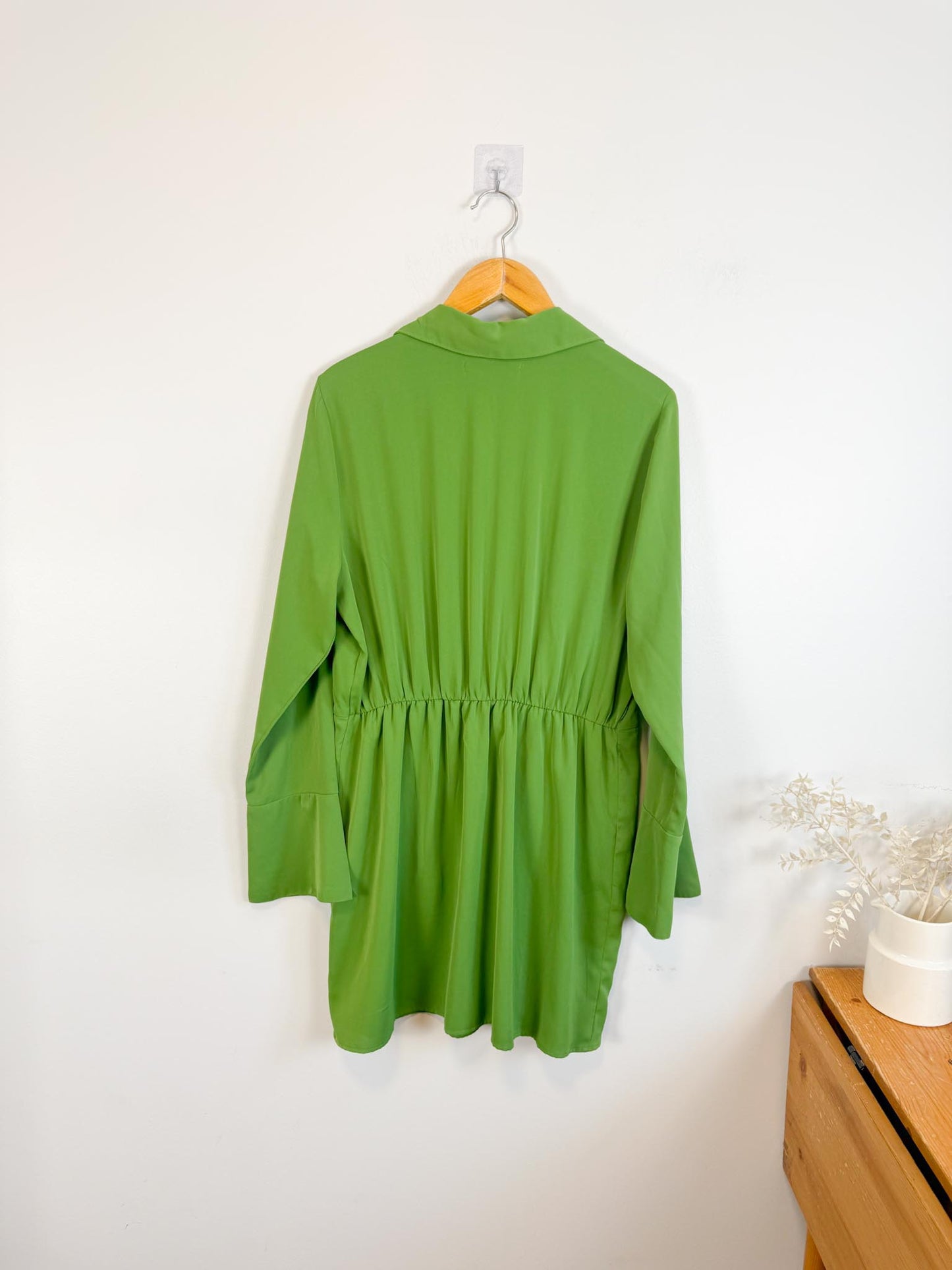 Abercrombie Long Sleeve Front Twist Mini Dress in Green (Size L/XL)