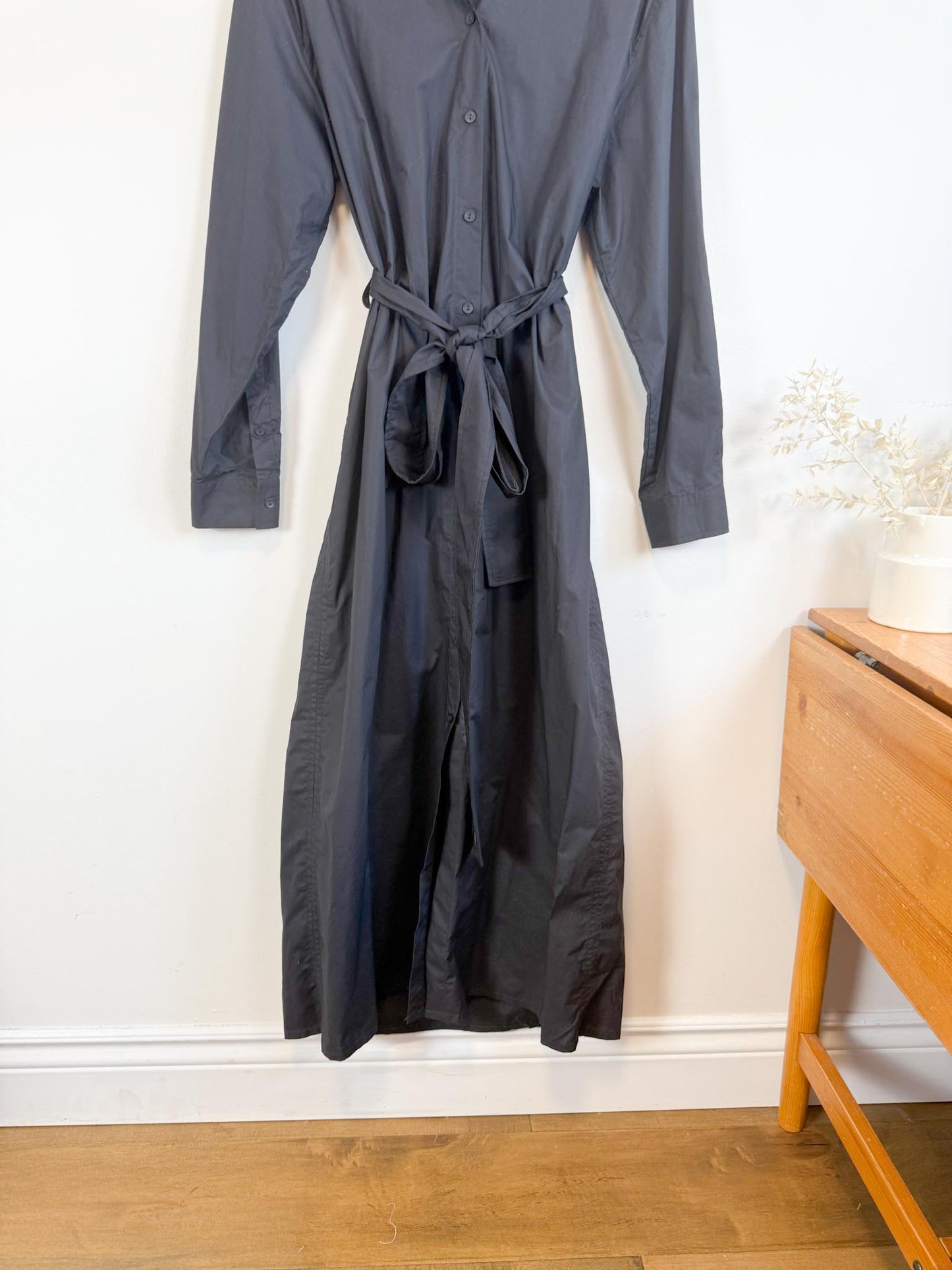 MATTEAU "Everyday Shirt Dress in Black" (Size M/L)