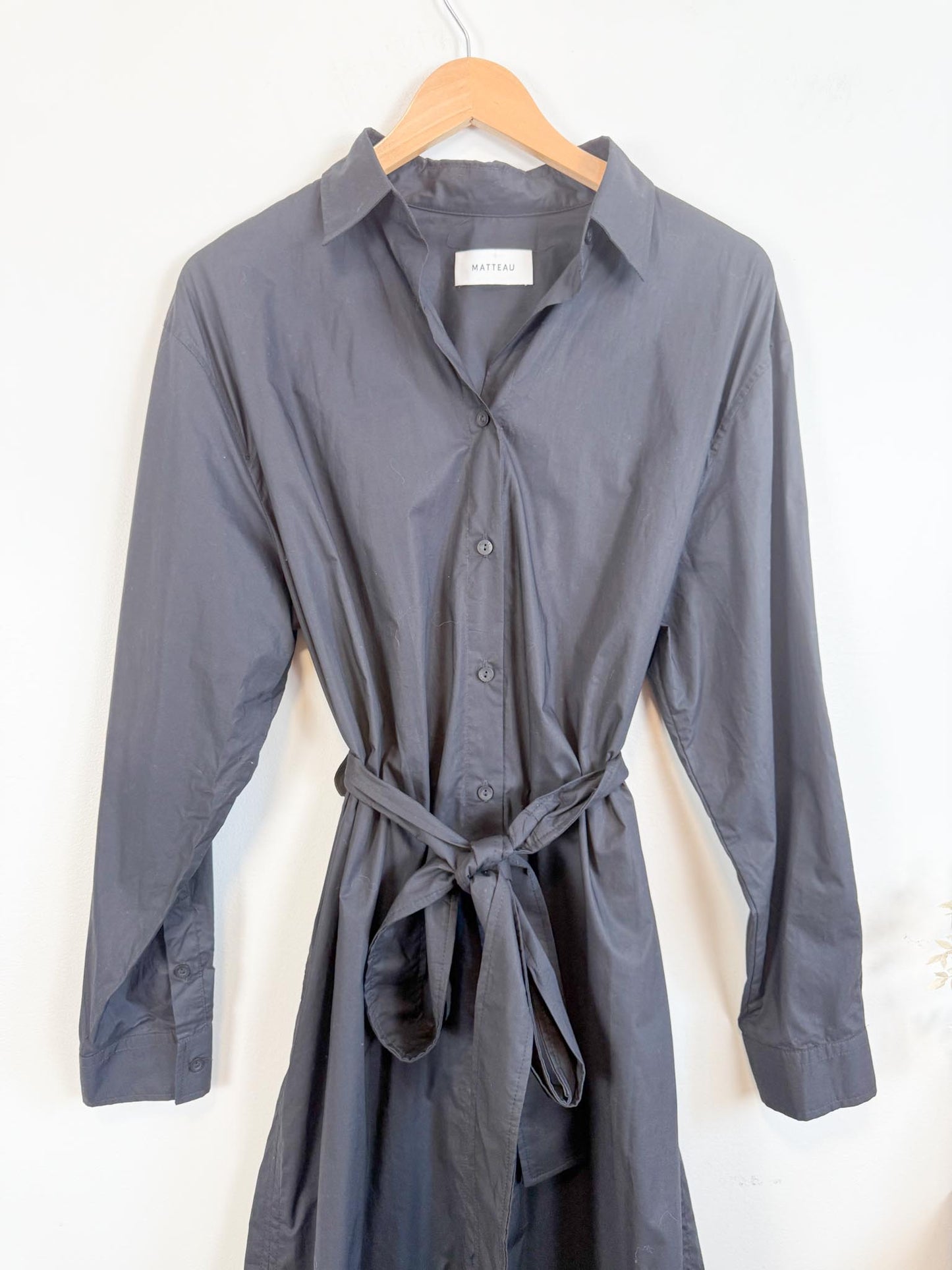 MATTEAU "Everyday Shirt Dress in Black" (Size M/L)