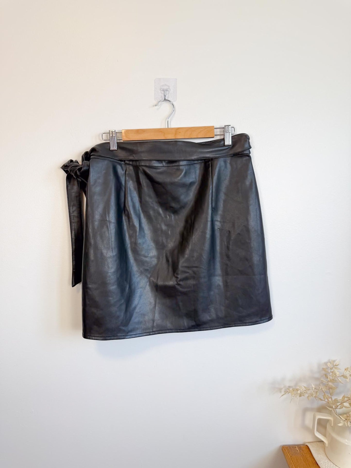 Never Fully Dressed "Black Vegan Leather Mini Jaspre Skirt" (Size 12)