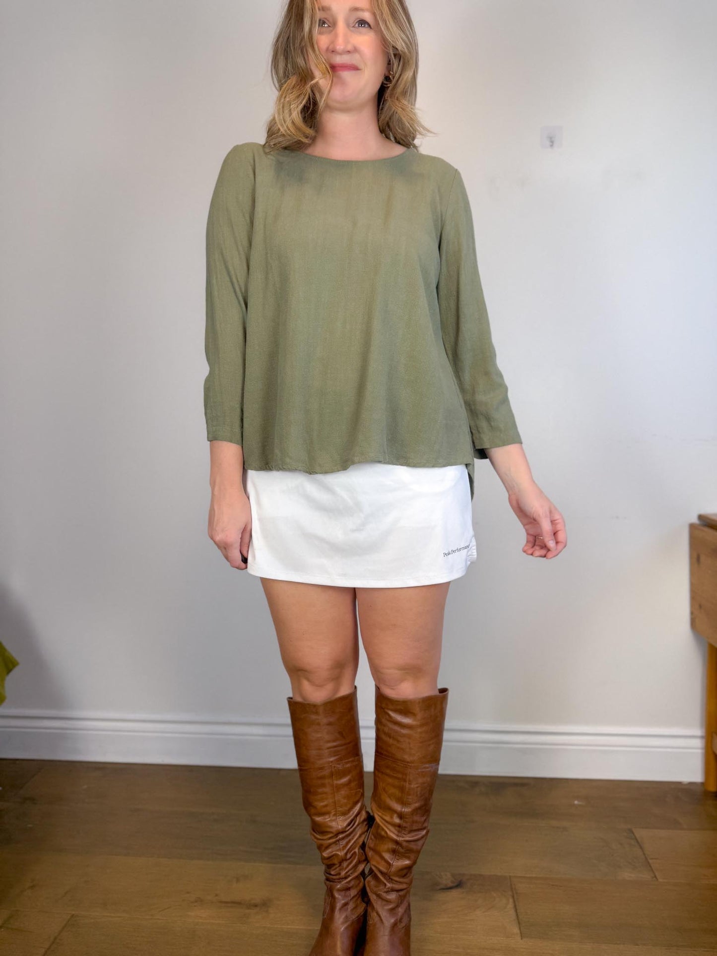 Amanda Moss Slow Fashion "The Neala Top in Sage Green" (Size M/L)