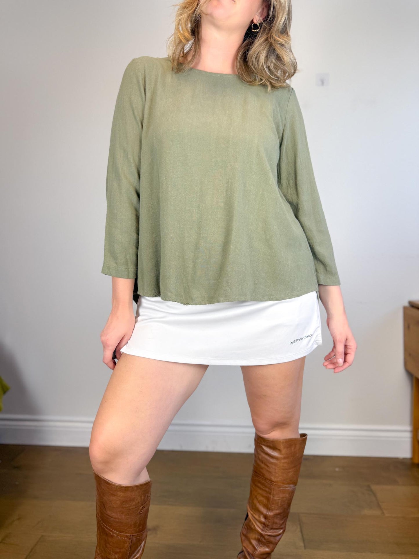 Amanda Moss Slow Fashion "The Neala Top in Sage Green" (Size M/L)