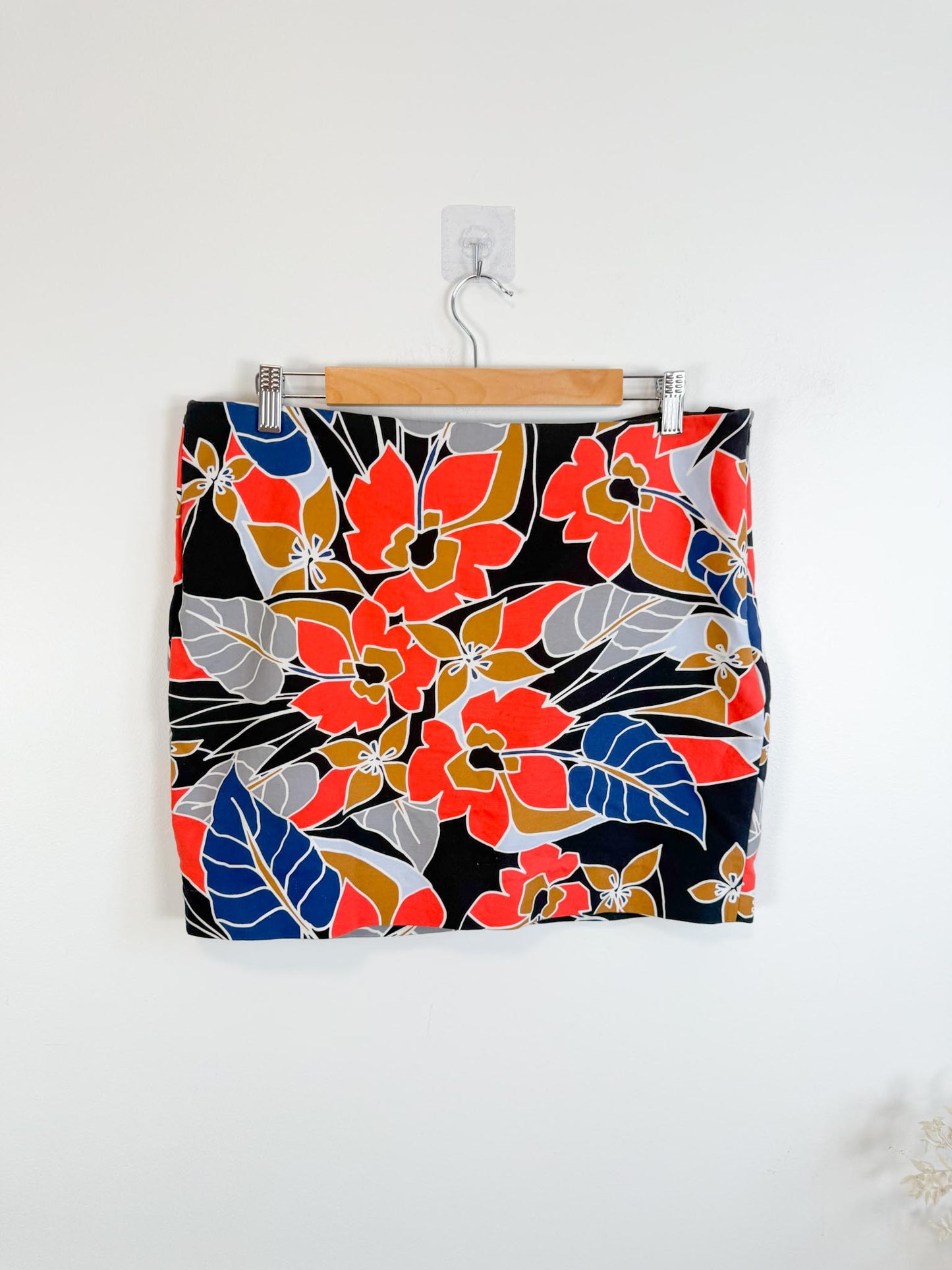 RW&Co Floral Mini Skirt (Size 14)