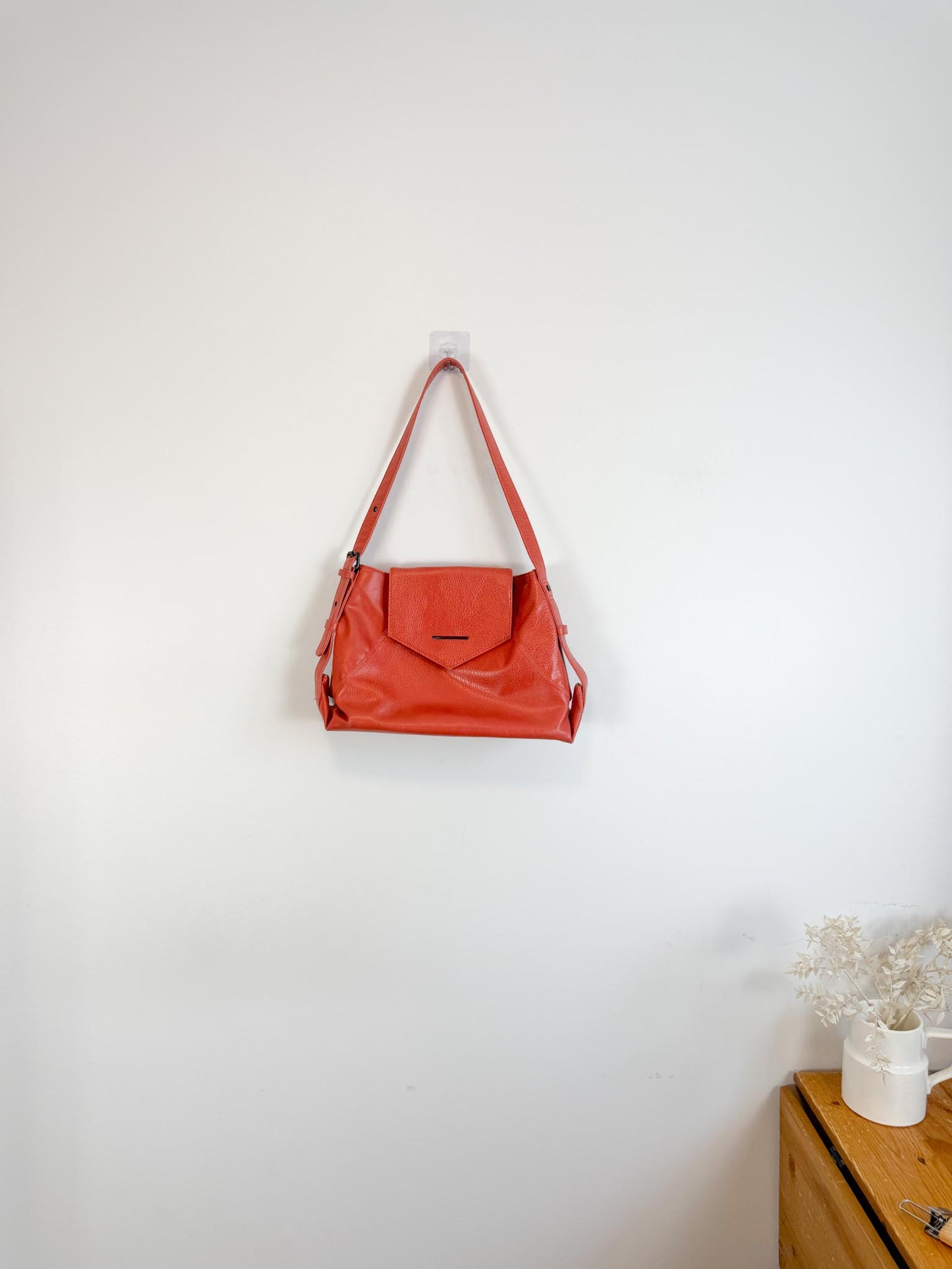 Matt & Nat Vegan Leather Handbag in Red