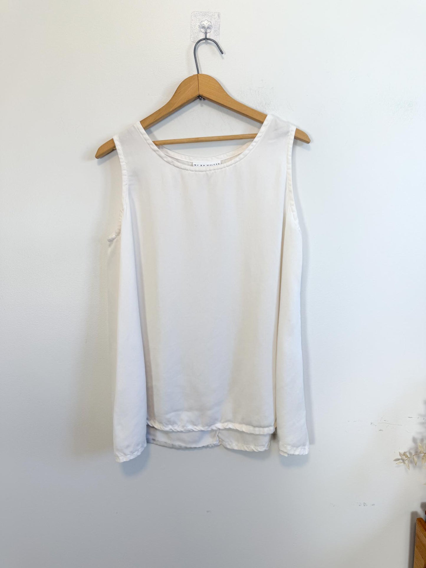 Brynn Walker Sleeveless Tencel Shirt in Off White (Size XS-M)