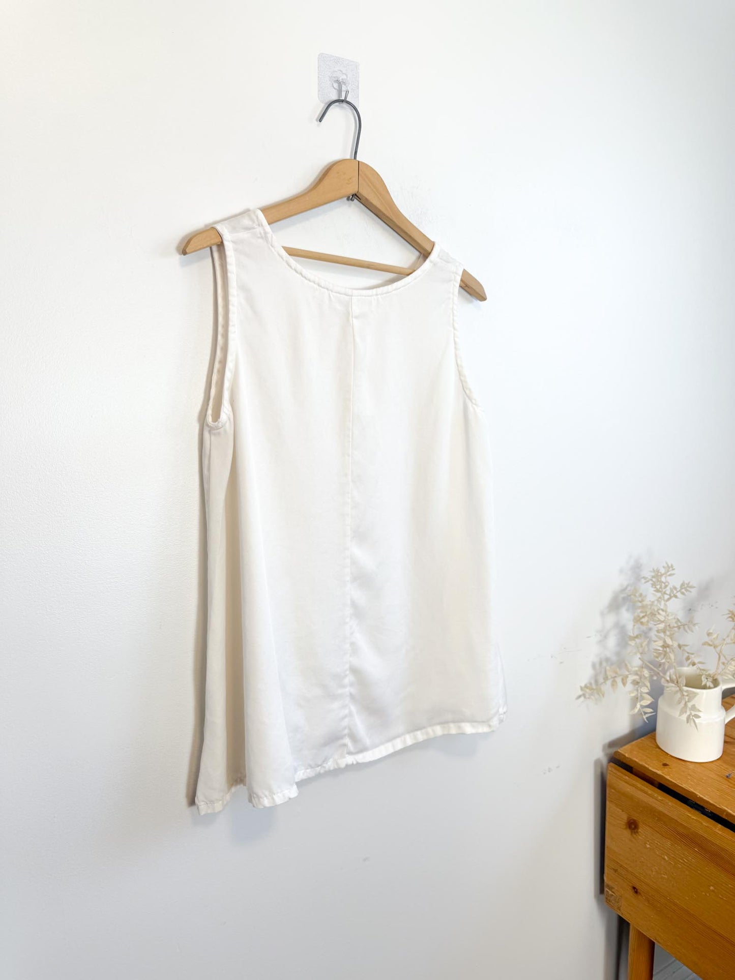 Brynn Walker Sleeveless Tencel Shirt in Off White (Size XS-M)