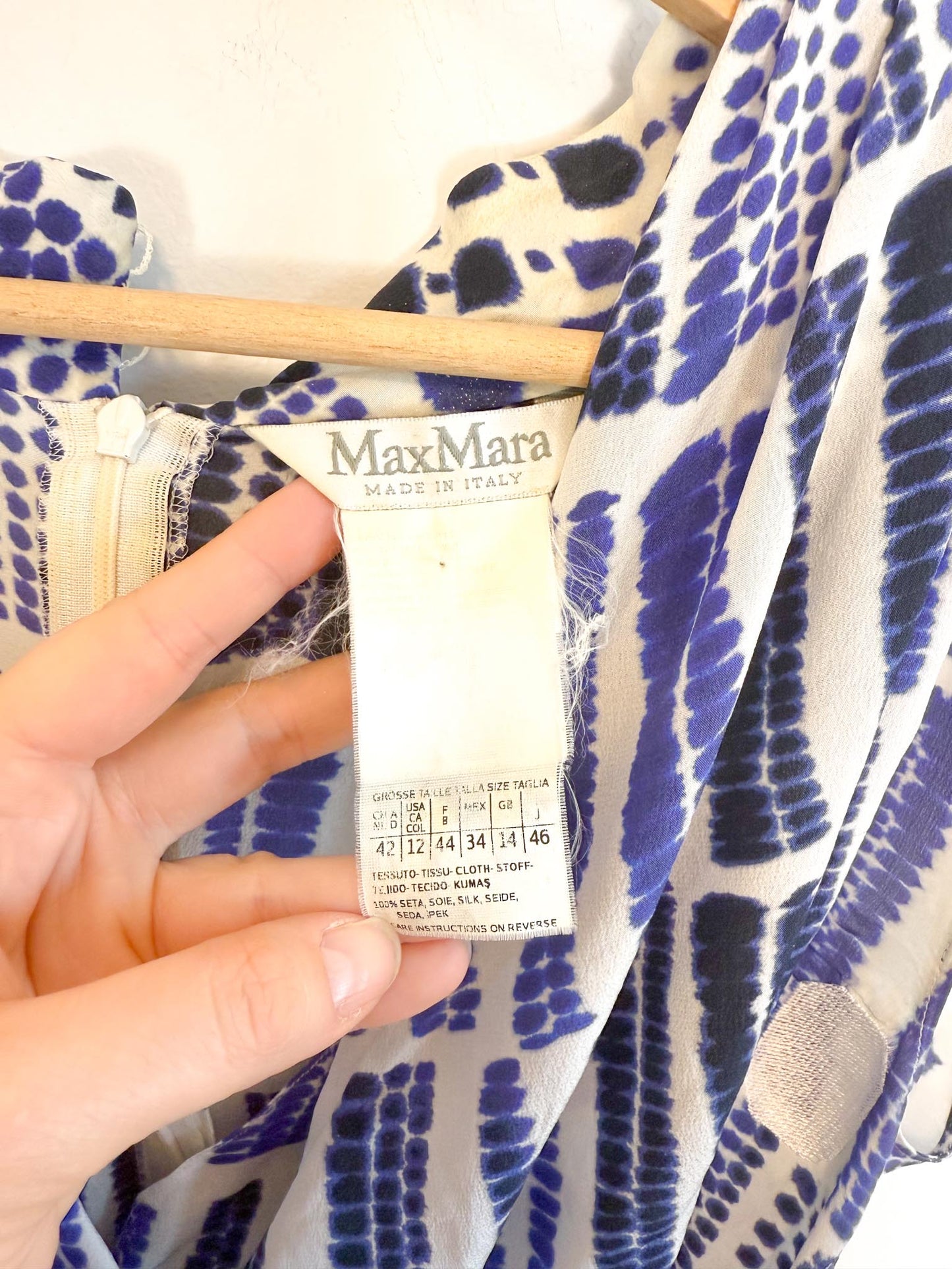 MaxMara Designer Silk Blouse in Blue/White SOLD AS IS (Size L)