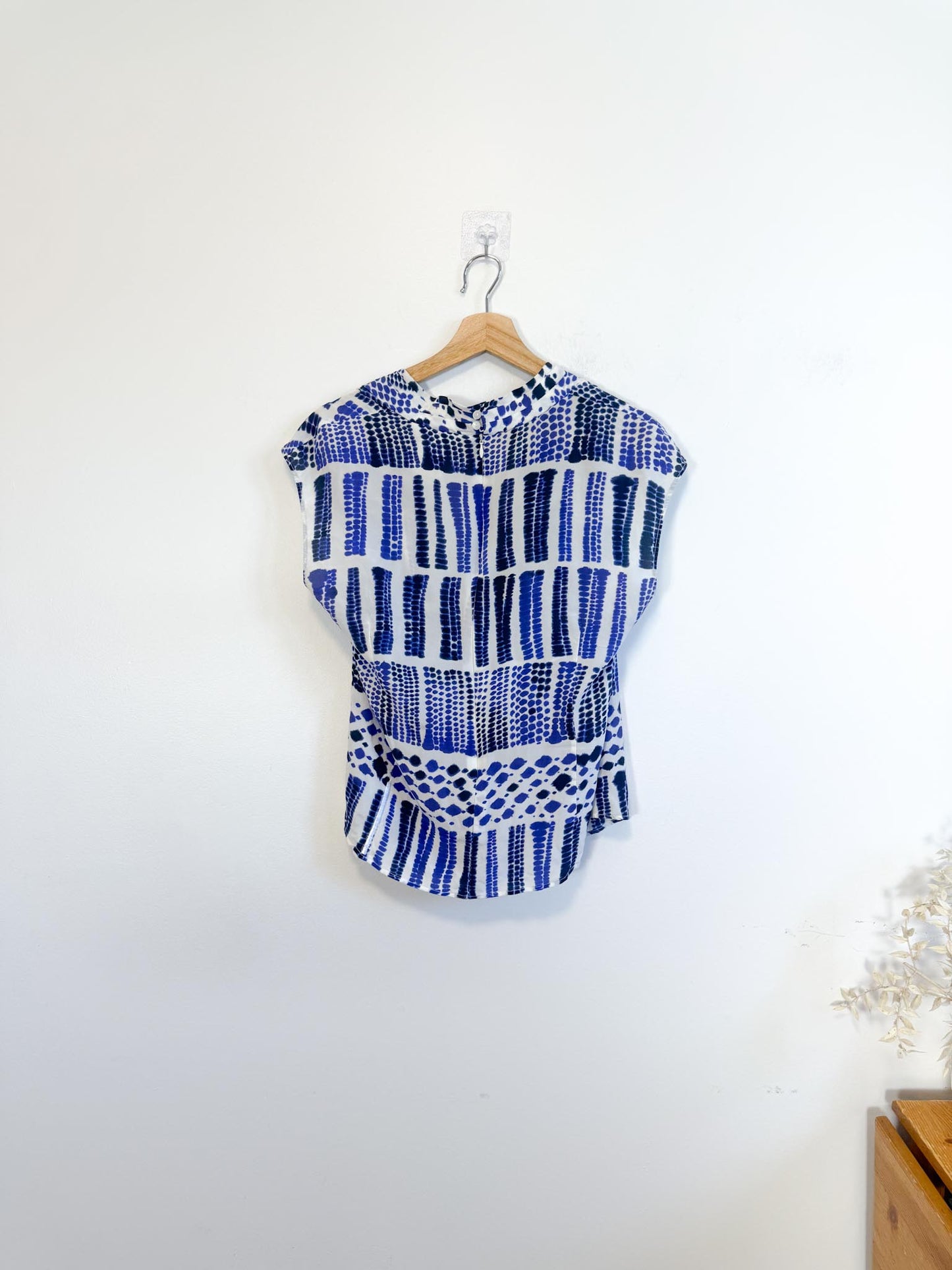 MaxMara Designer Silk Blouse in Blue/White SOLD AS IS (Size L)
