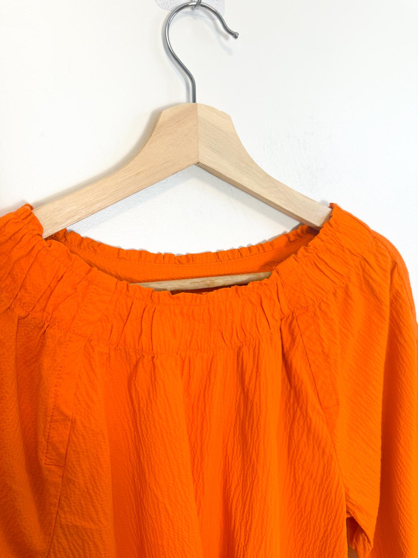 Everlane "The Seersucker Gathered Tee in Orange" (Size M)