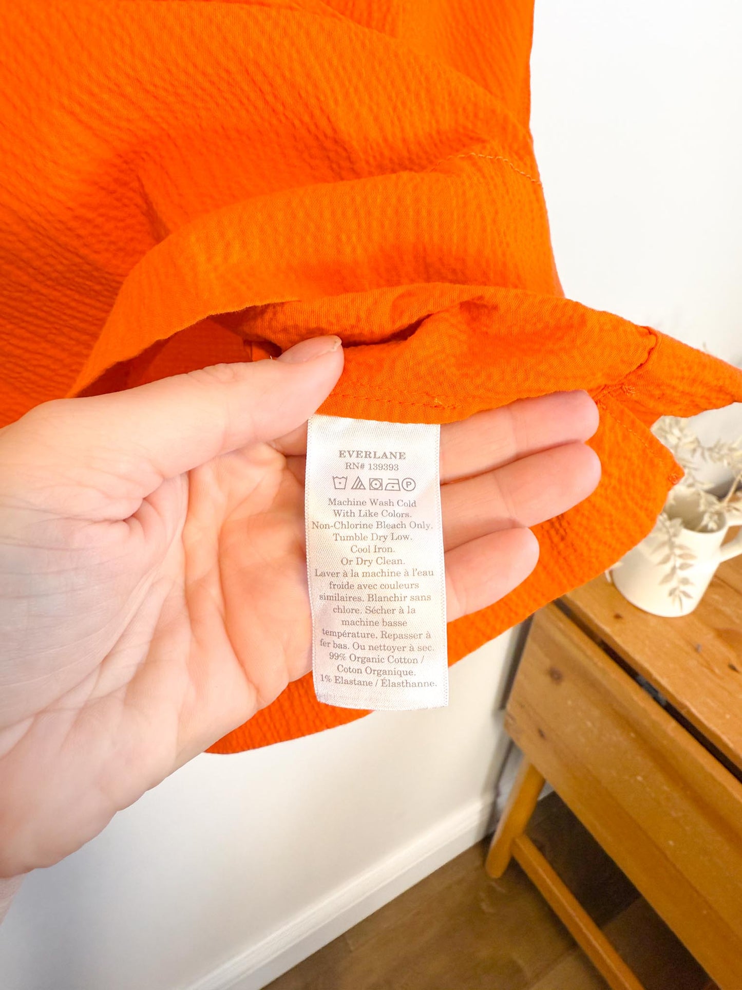 Everlane "The Seersucker Gathered Tee in Orange" (Size M)