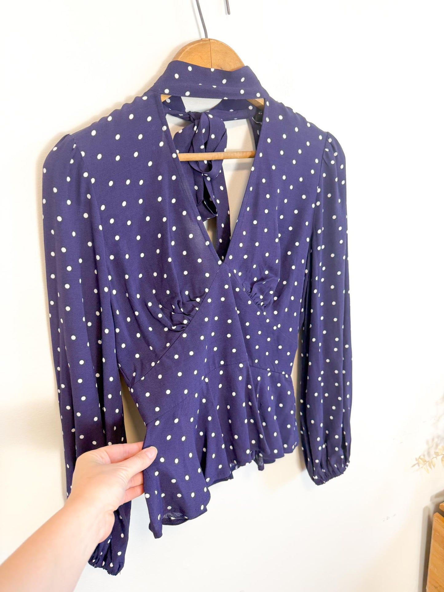 Nobody’s Child Polka Dot High Neck Blouse in Purple/White NWT(Size S)