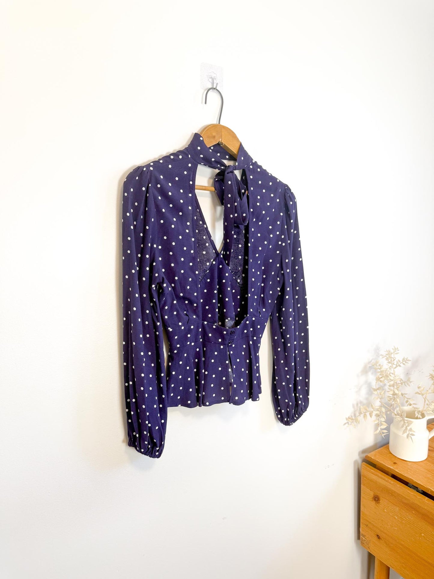 Nobody’s Child Polka Dot High Neck Blouse in Purple/White NWT(Size S)