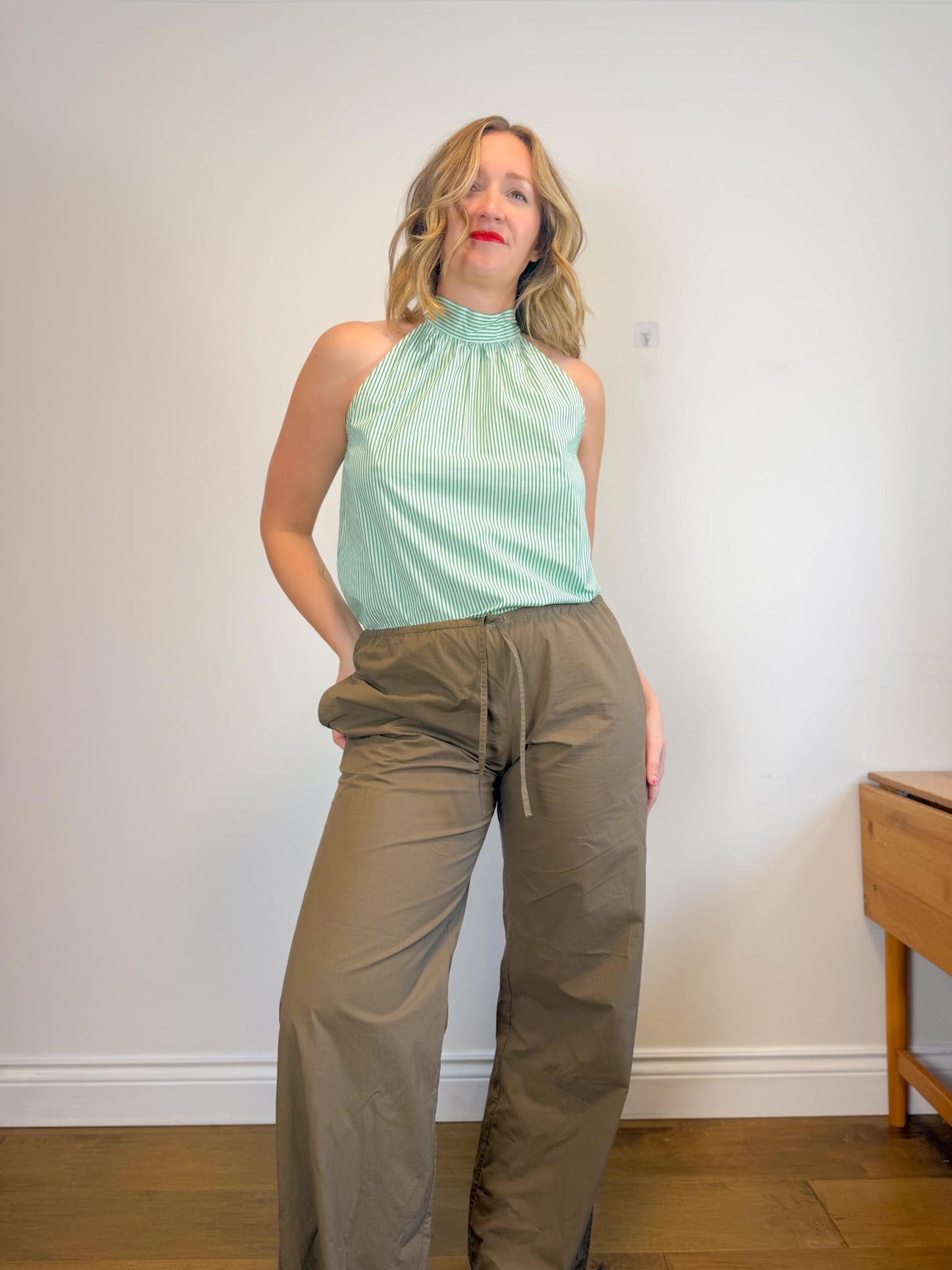J.Crew "Tie-Neck Poplin Cotton Top in Green/White" (Size 10)