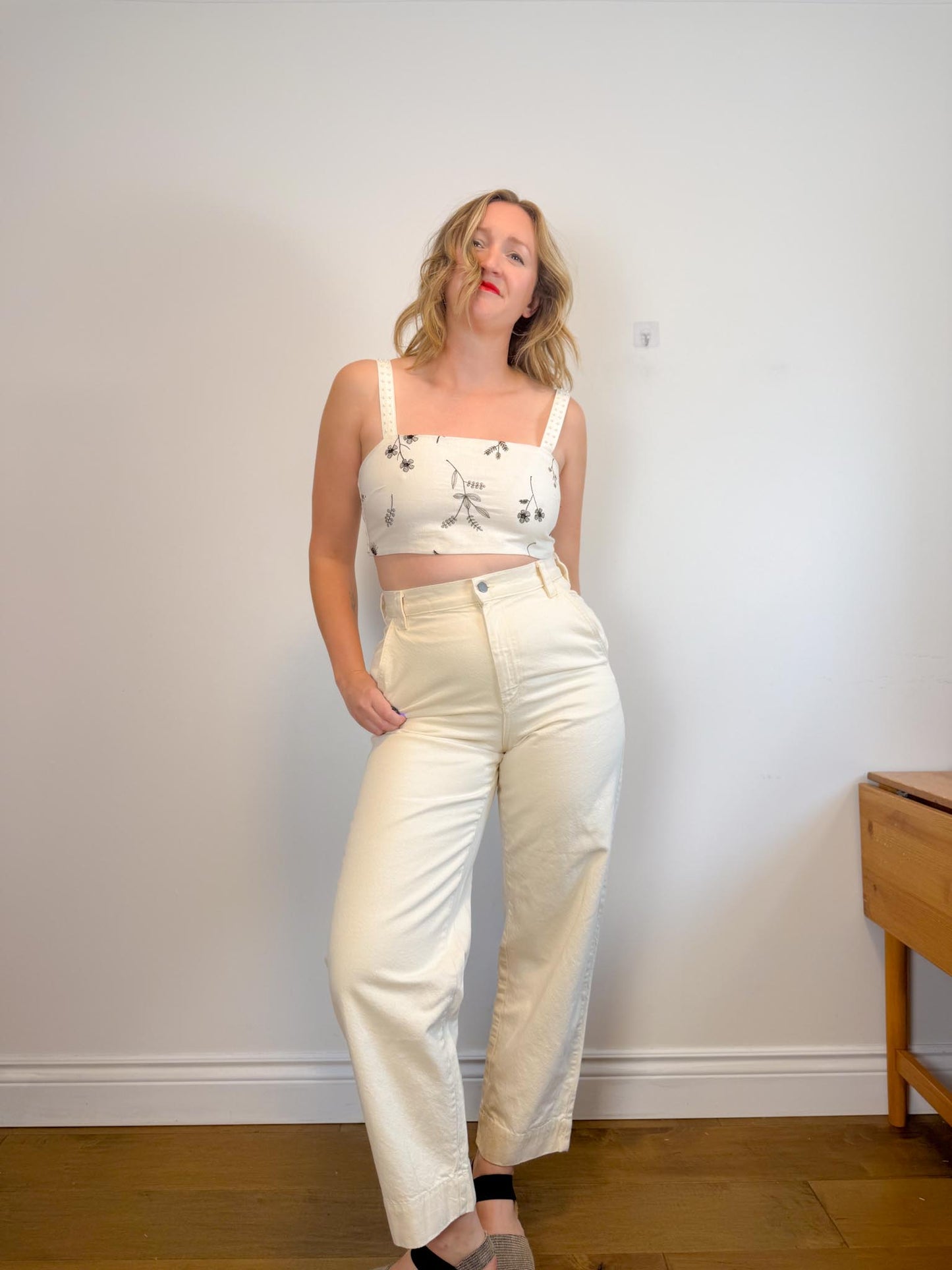House of Harlow Linen Crop Top (Size M)