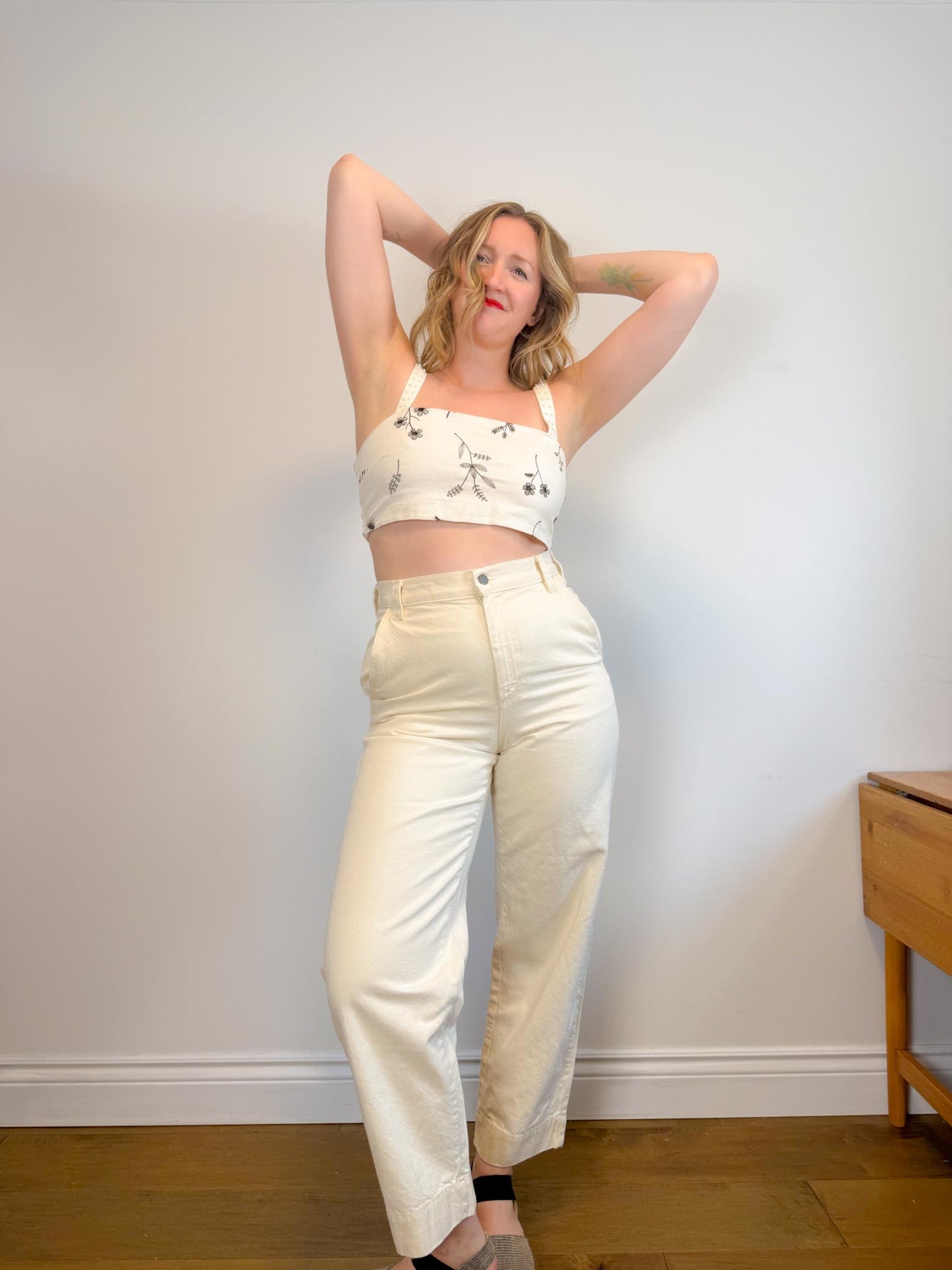 House of Harlow Linen Crop Top (Size M)