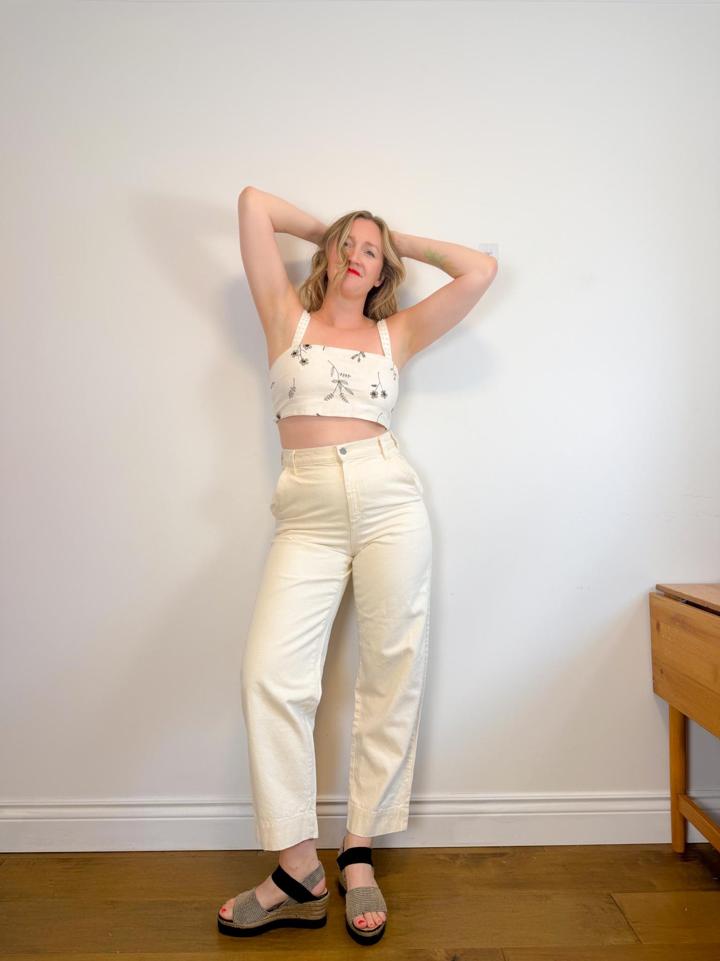 House of Harlow Linen Crop Top (Size M)