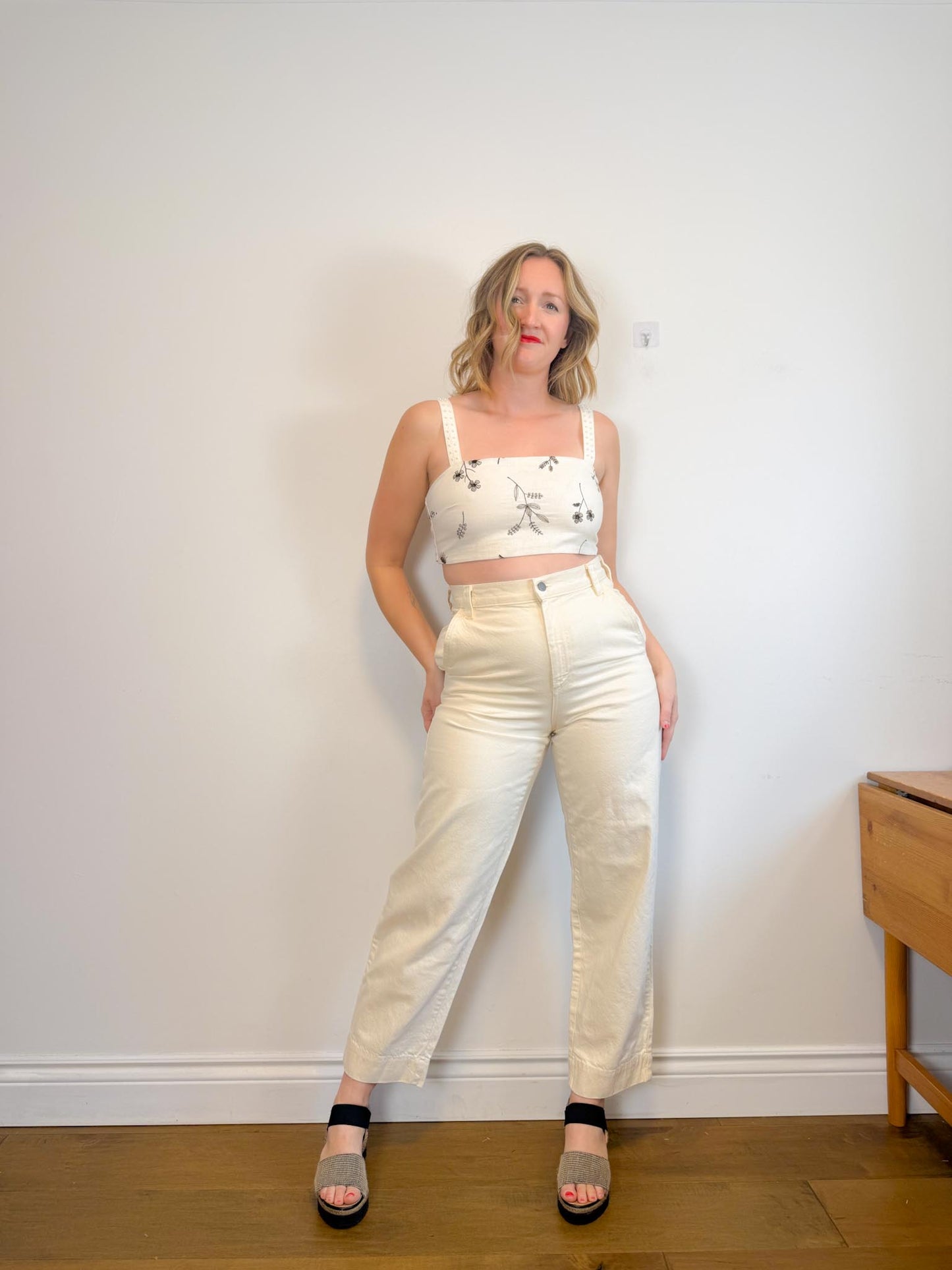 House of Harlow Linen Crop Top (Size M)