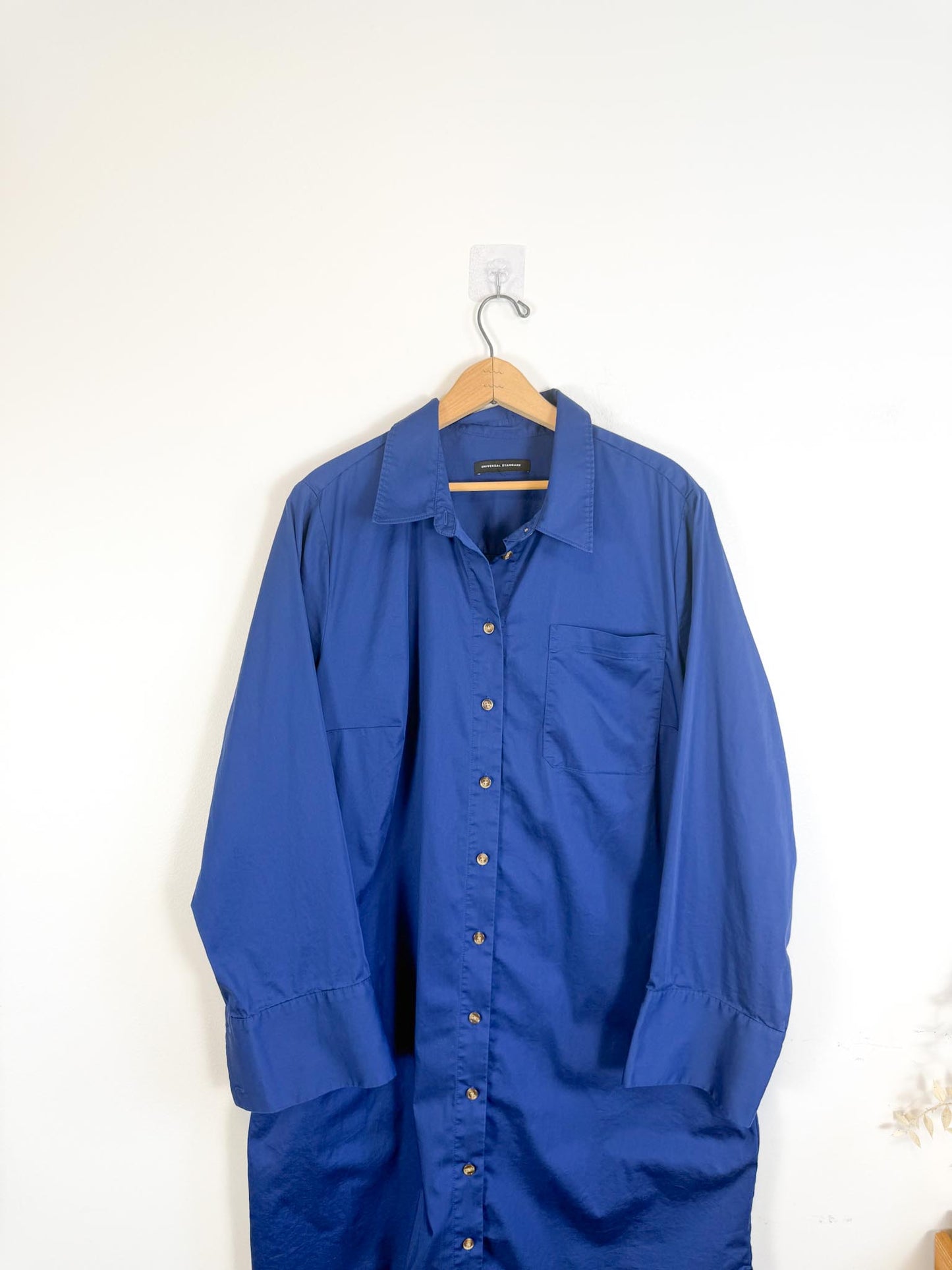 Universal Standard "Odeon Stretch Poplin Shirtdress in Blue" (Size M/L)