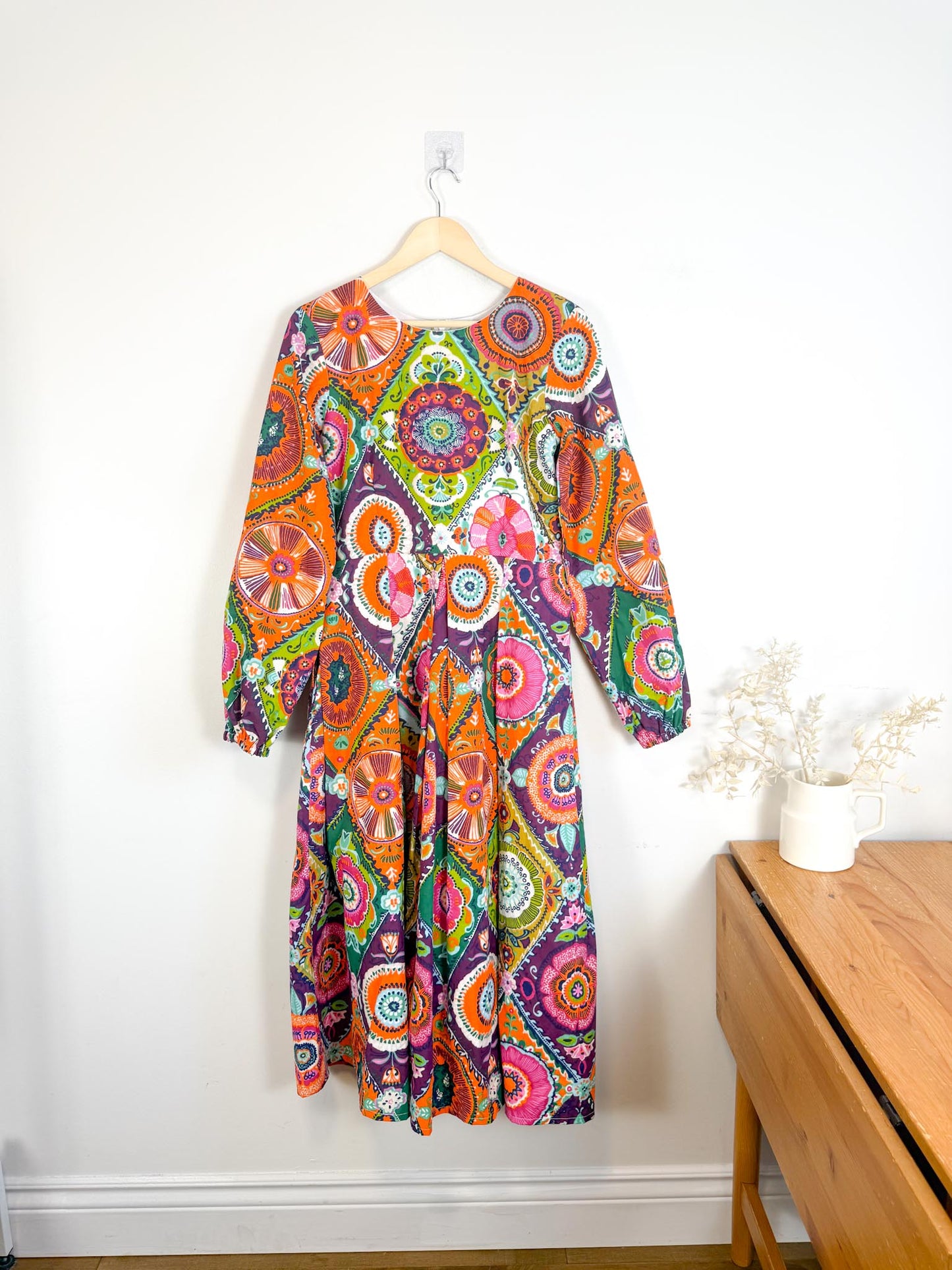 KAELA KAY Slow Fashion Long Sleeve Midi Dress NWT (Size M/L)
