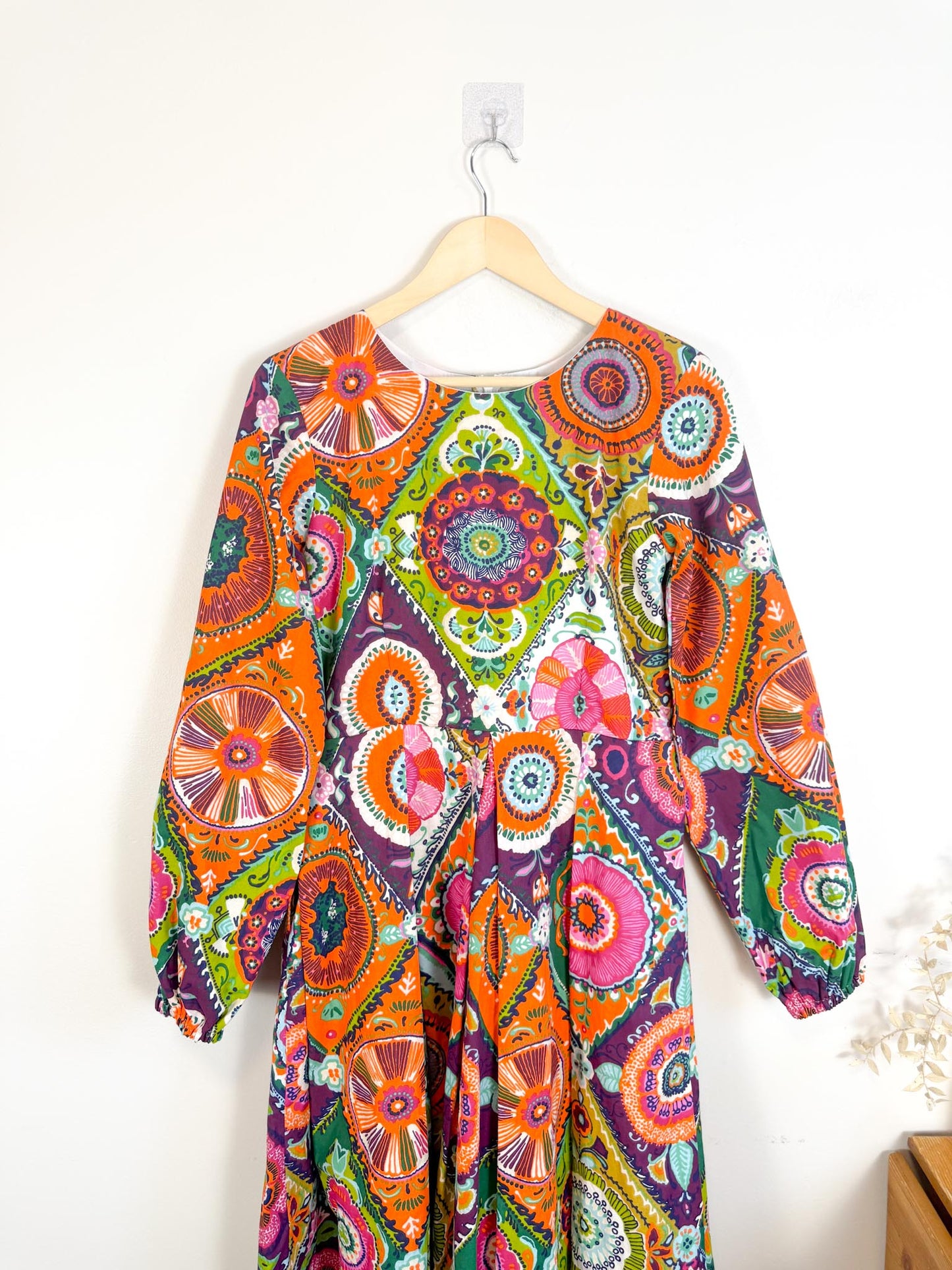 KAELA KAY Slow Fashion Long Sleeve Midi Dress NWT (Size M/L)