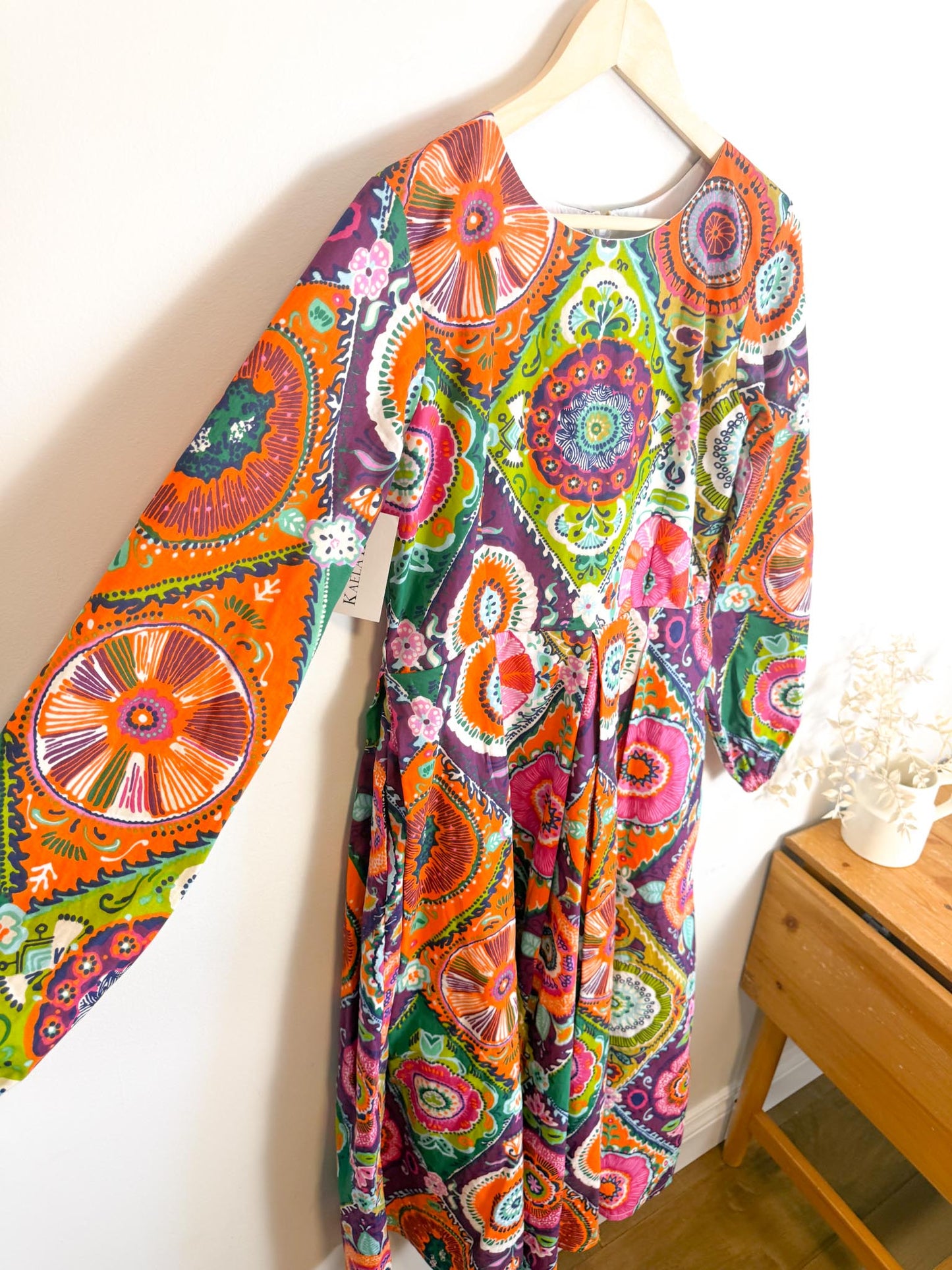 KAELA KAY Slow Fashion Long Sleeve Midi Dress NWT (Size M/L)
