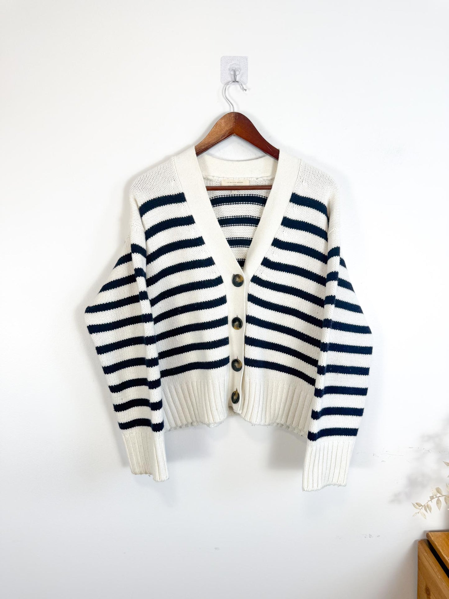 Sezane "Wilson Cardigan" in Ecru/Marine (Size S/M)