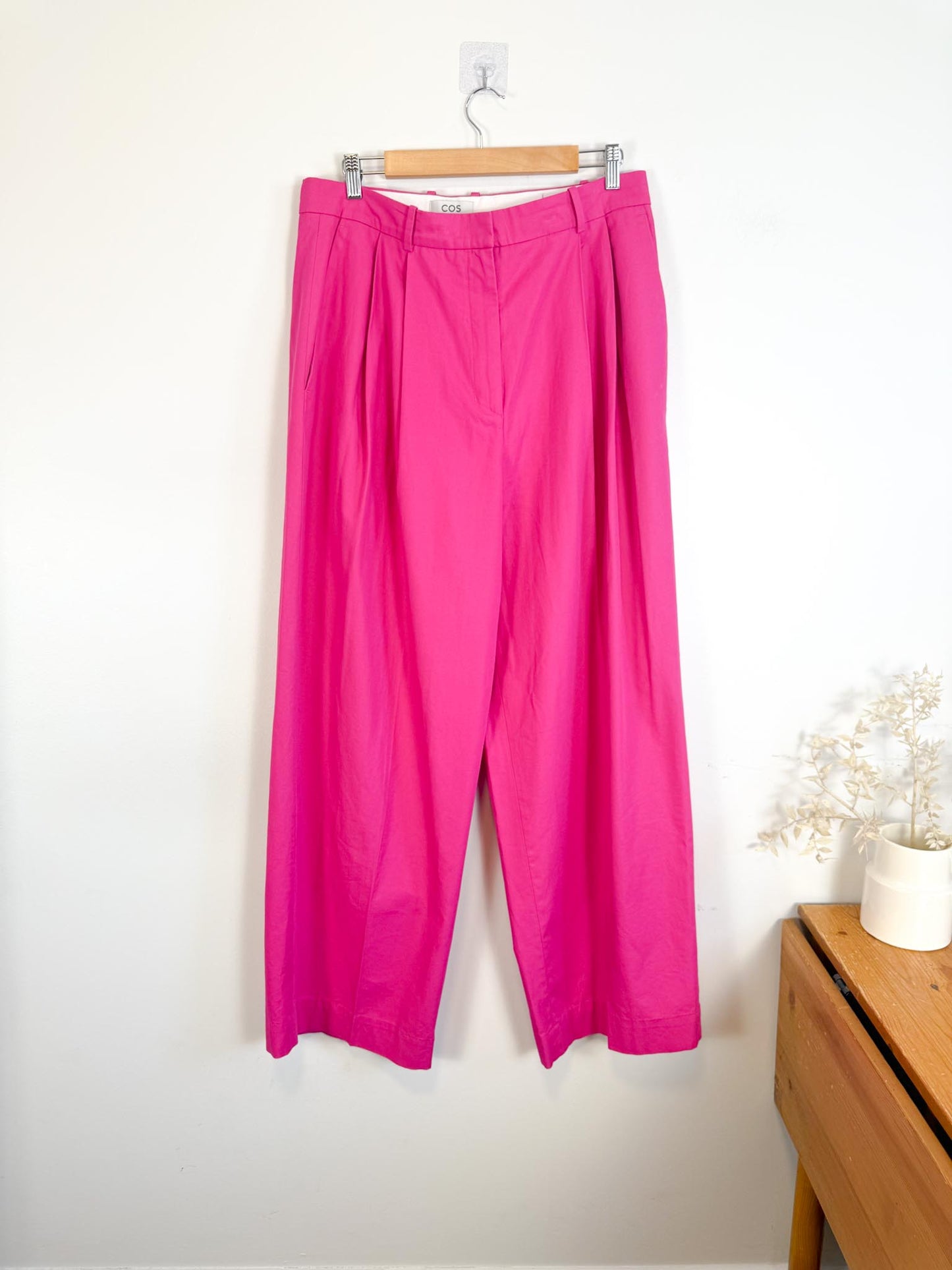 COS "Relaxed Tailored Wide Leg Trousers in Bright Pink" (Size 12)