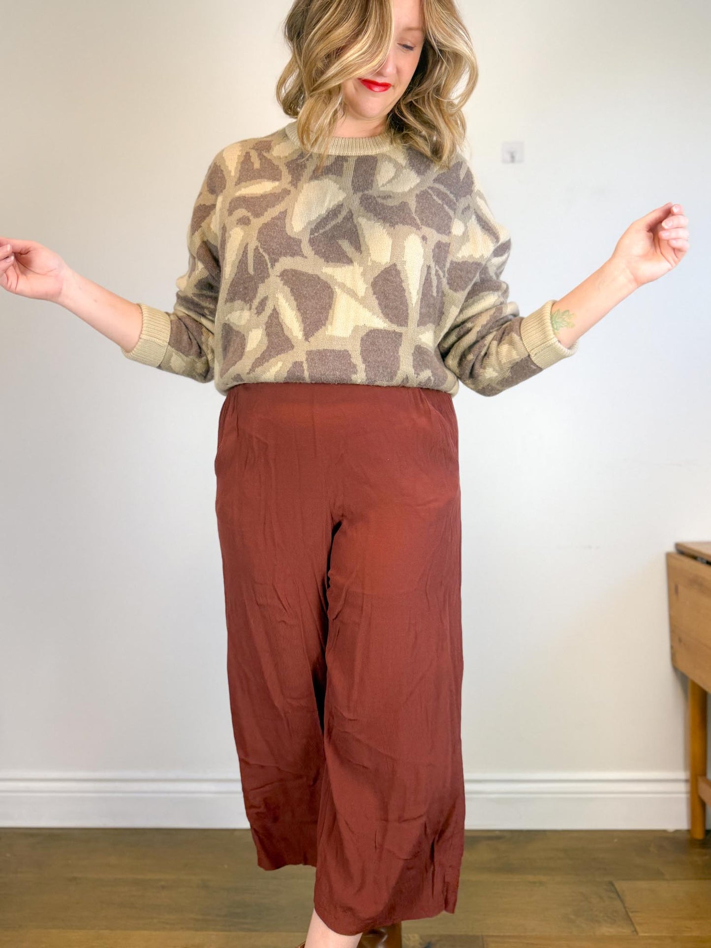 ba&sh Designer Cashmere & Wool Crewneck Sweater in Brown Print (Size M)