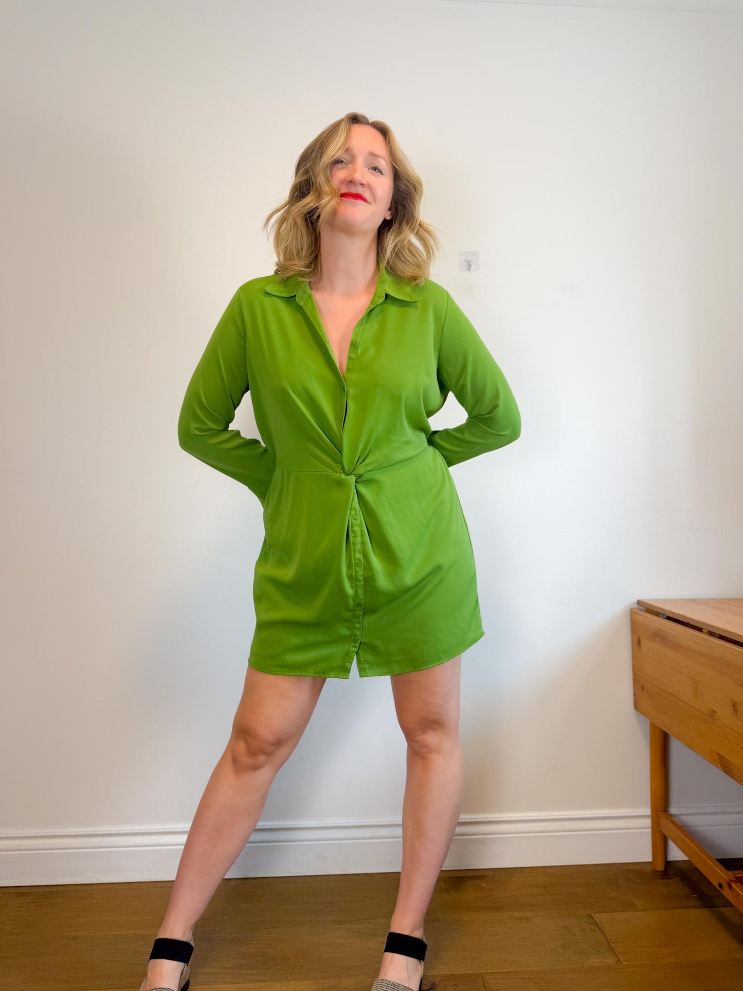 Abercrombie Long Sleeve Front Twist Mini Dress in Green (Size L/XL)