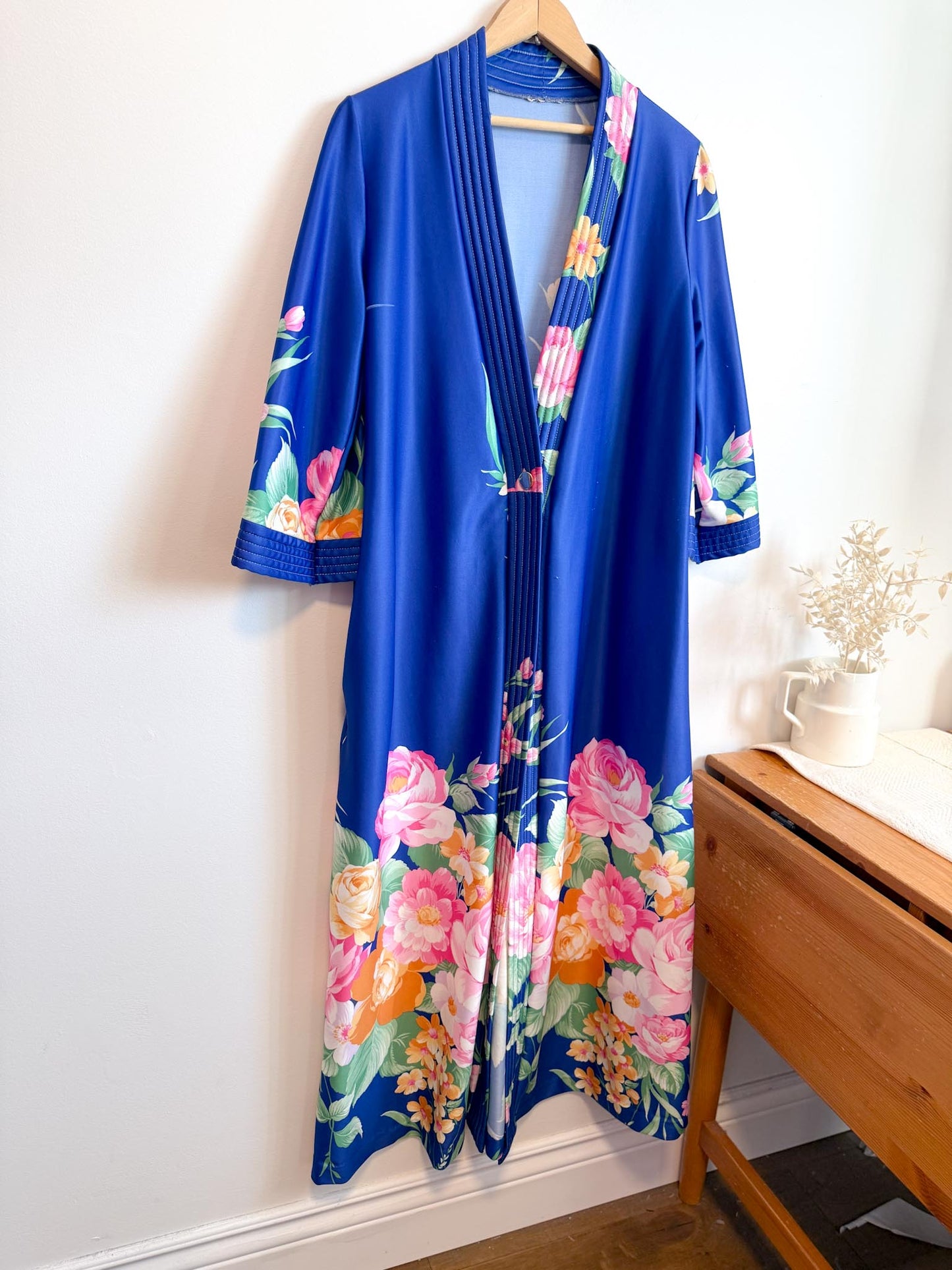 Vintage Robe / Duster Jacket in Blue/Floral Print (Size L)